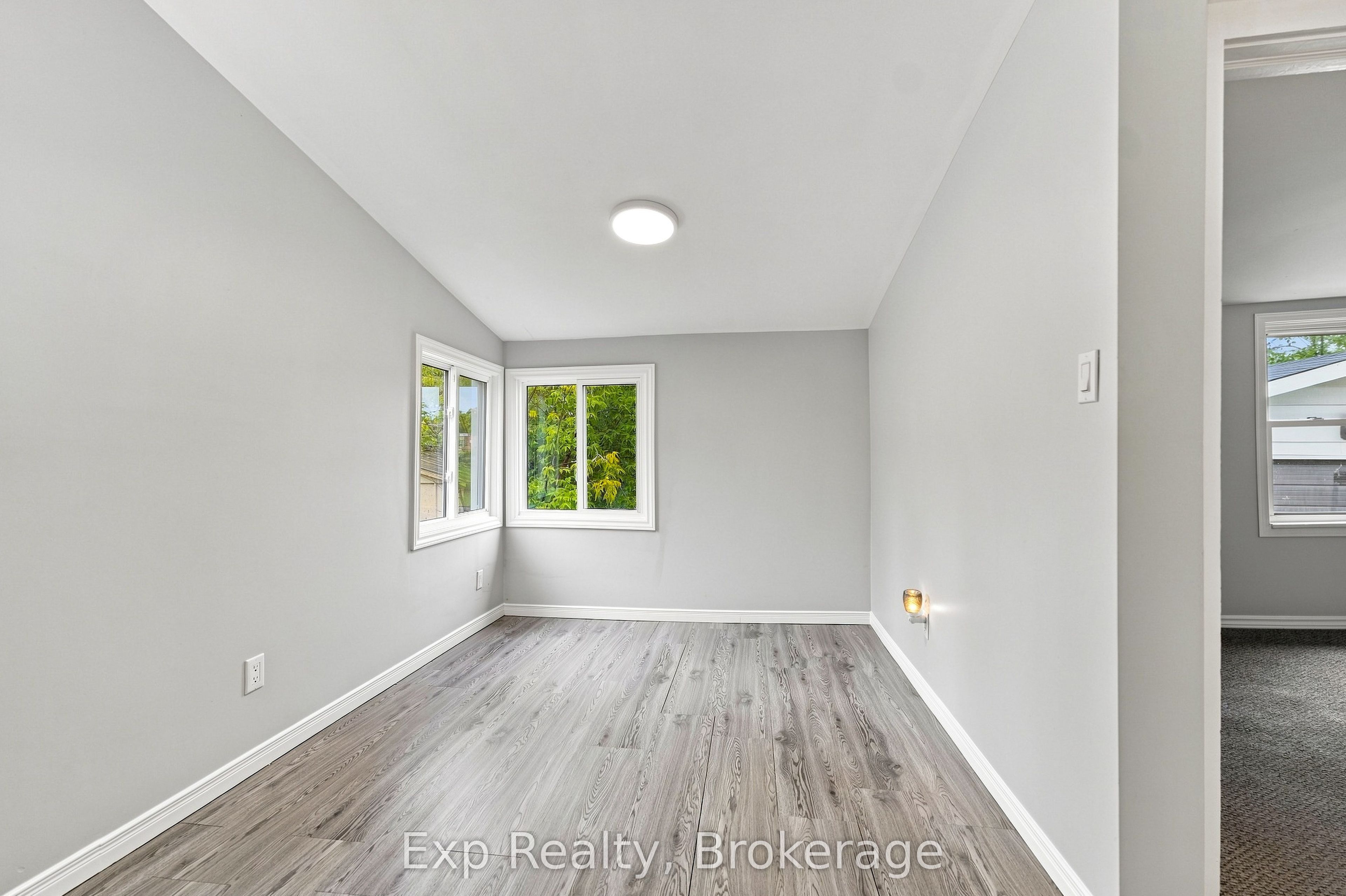 134 Catharine Street Property Photo 19