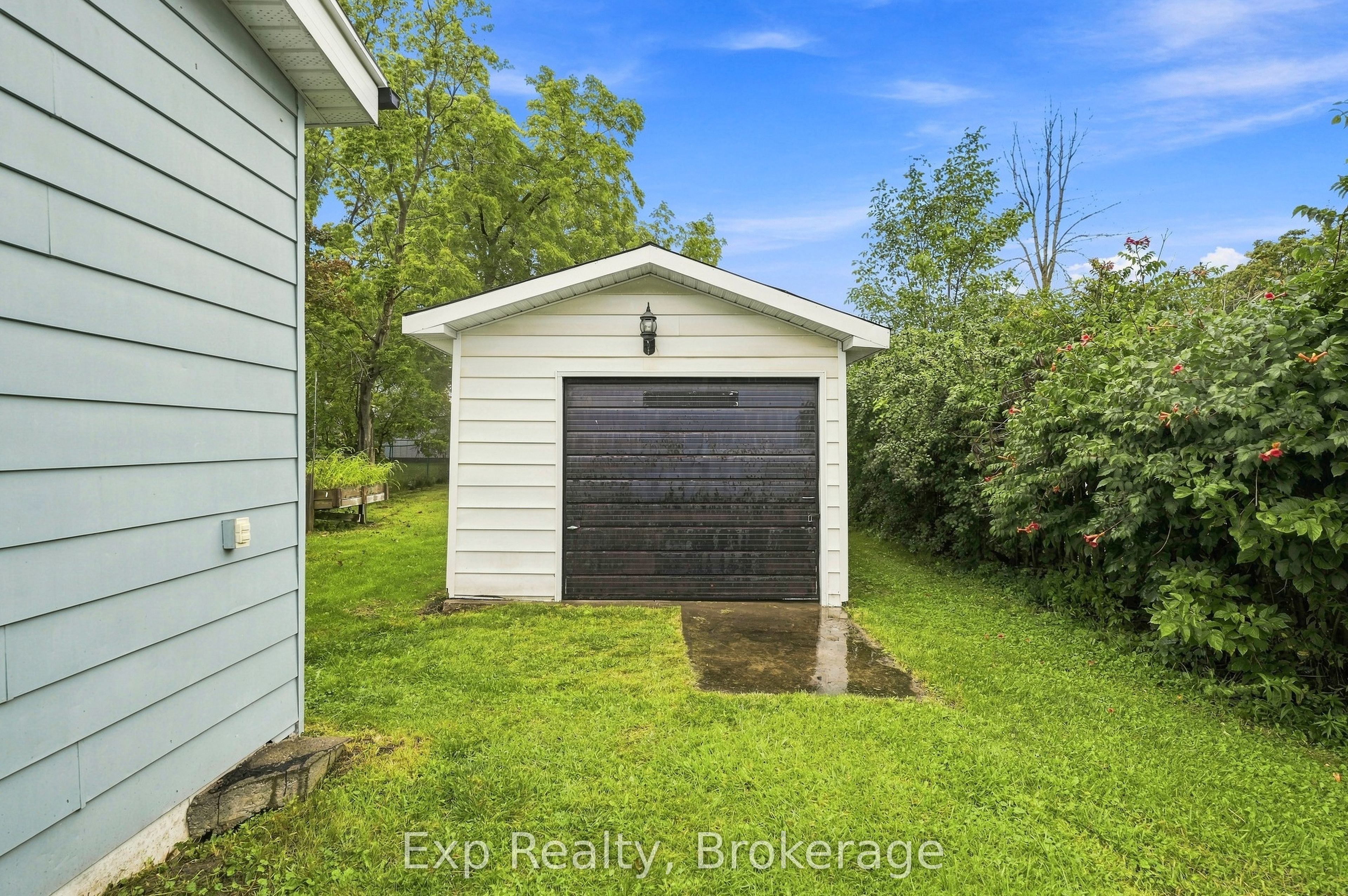 134 Catharine Street Property Photo 27