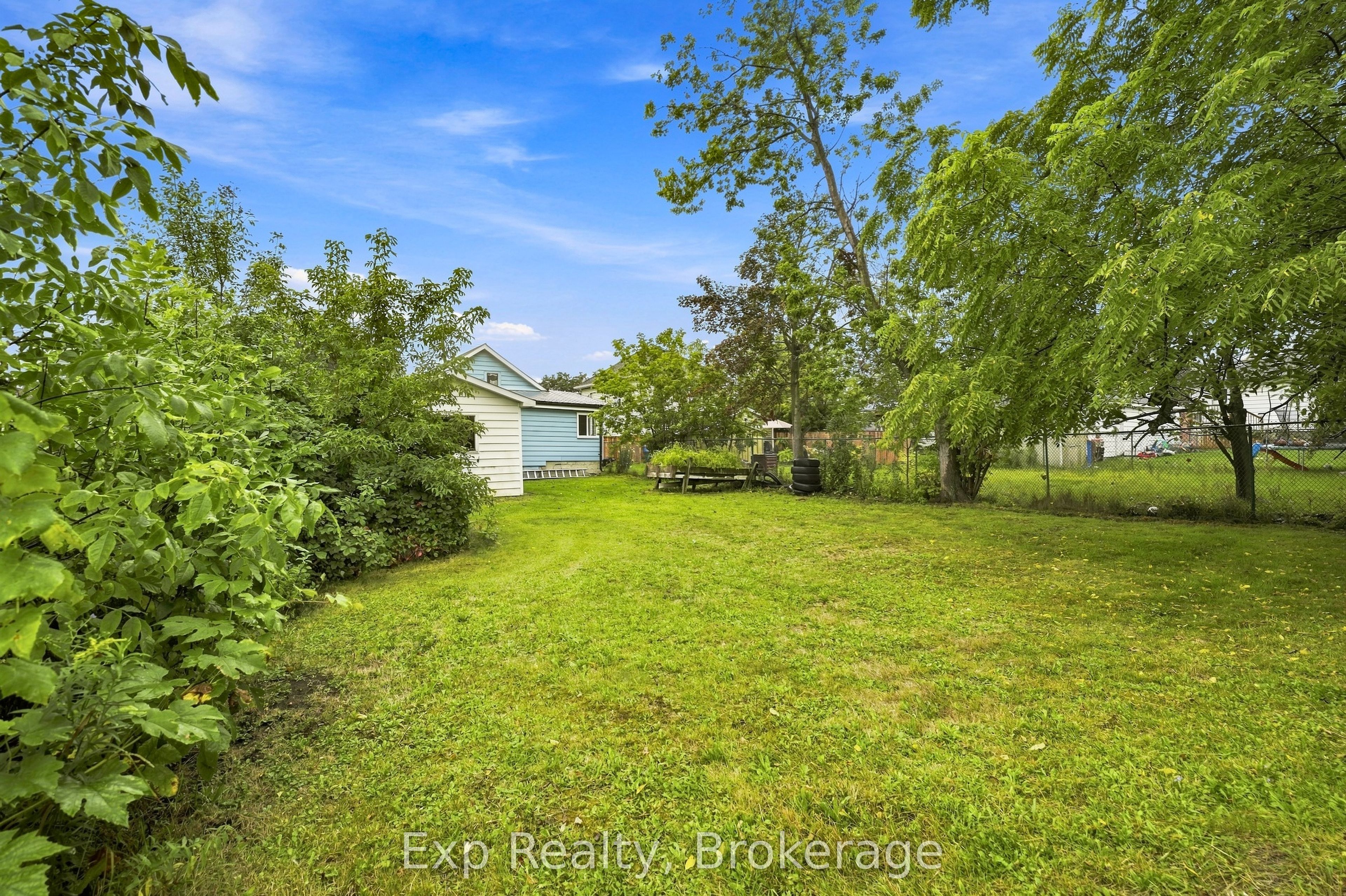 134 Catharine Street Property Photo 31