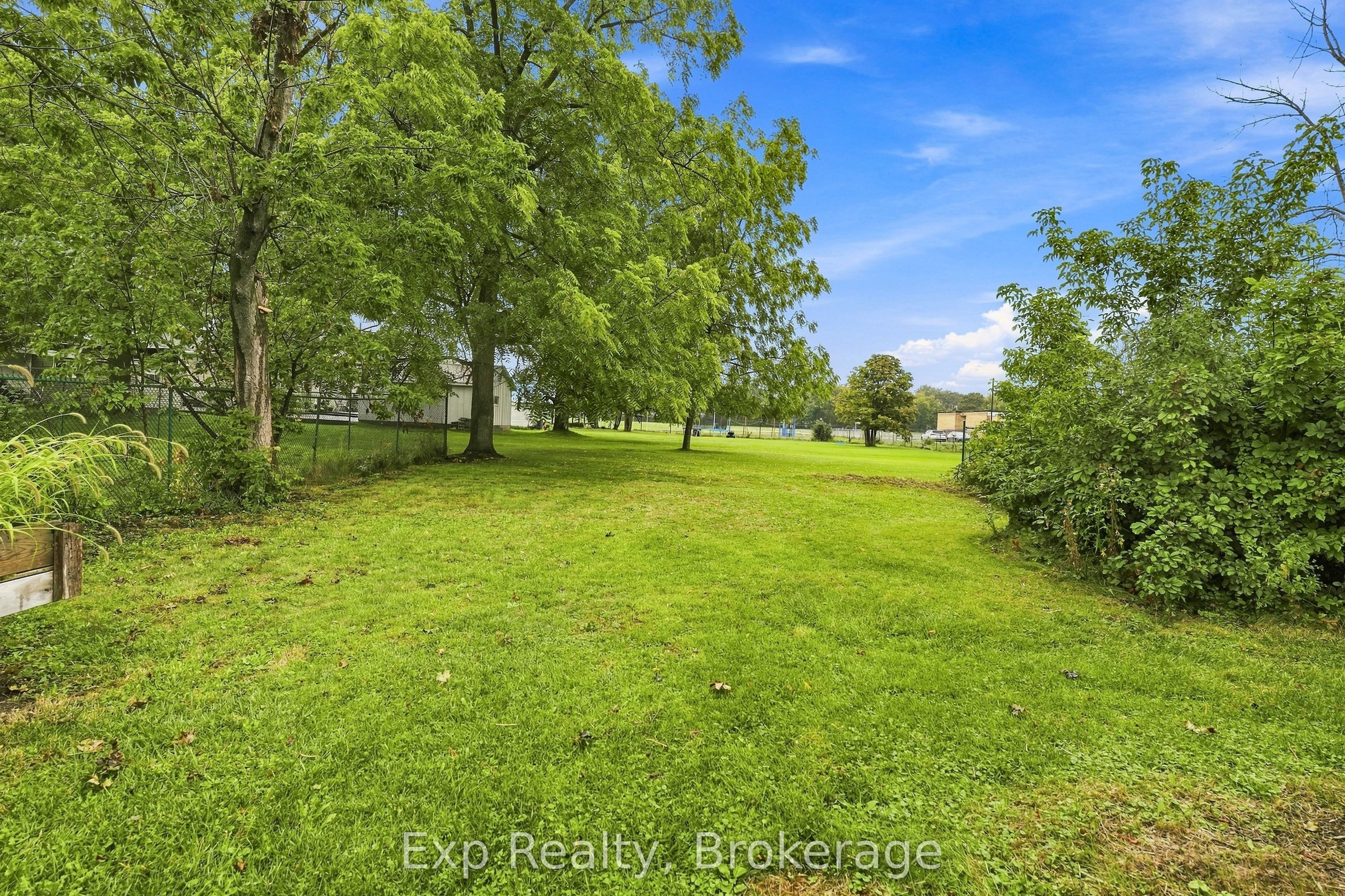 134 Catharine Street Property Photo 32