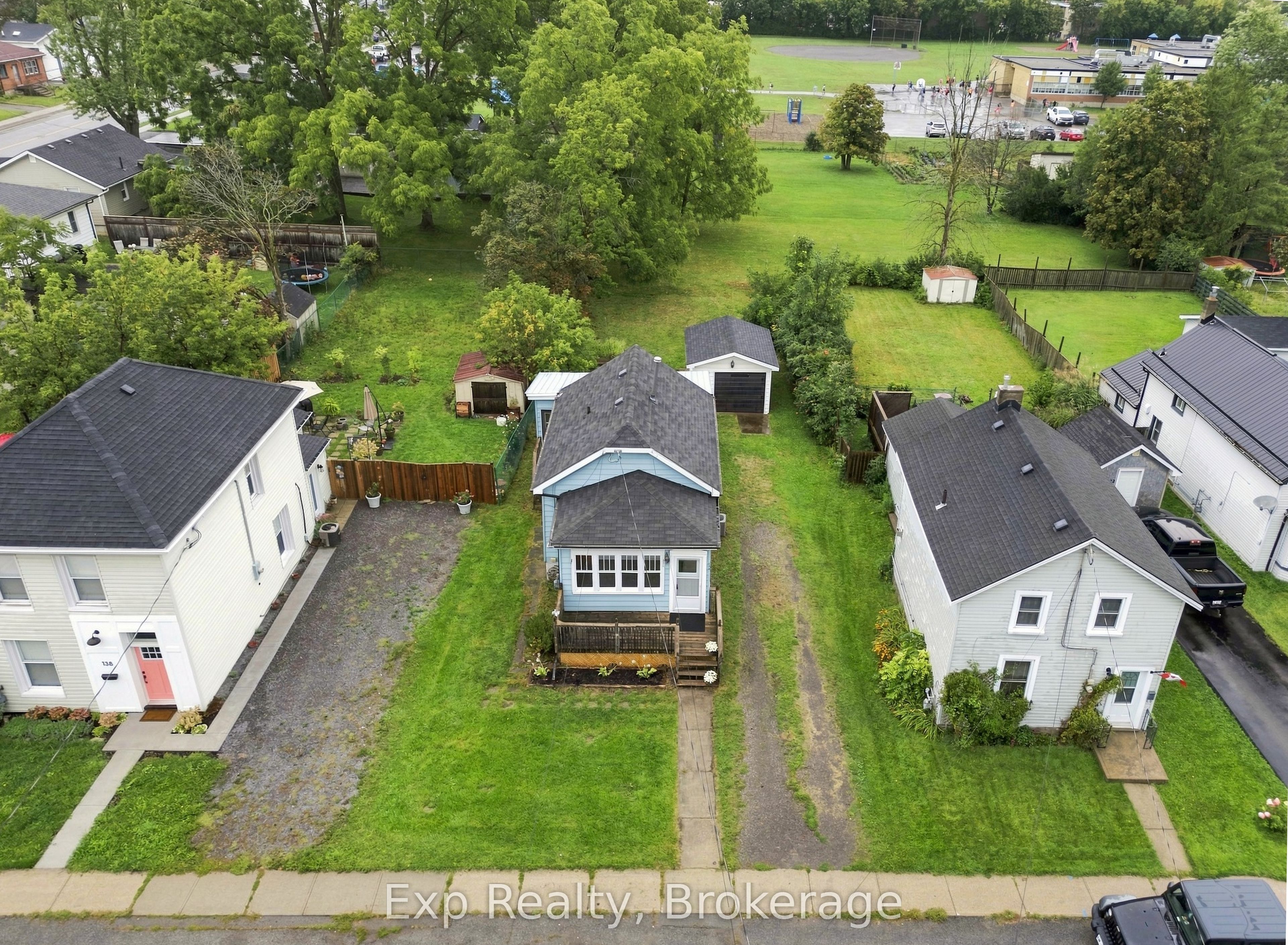 134 Catharine Street Property Photo 33