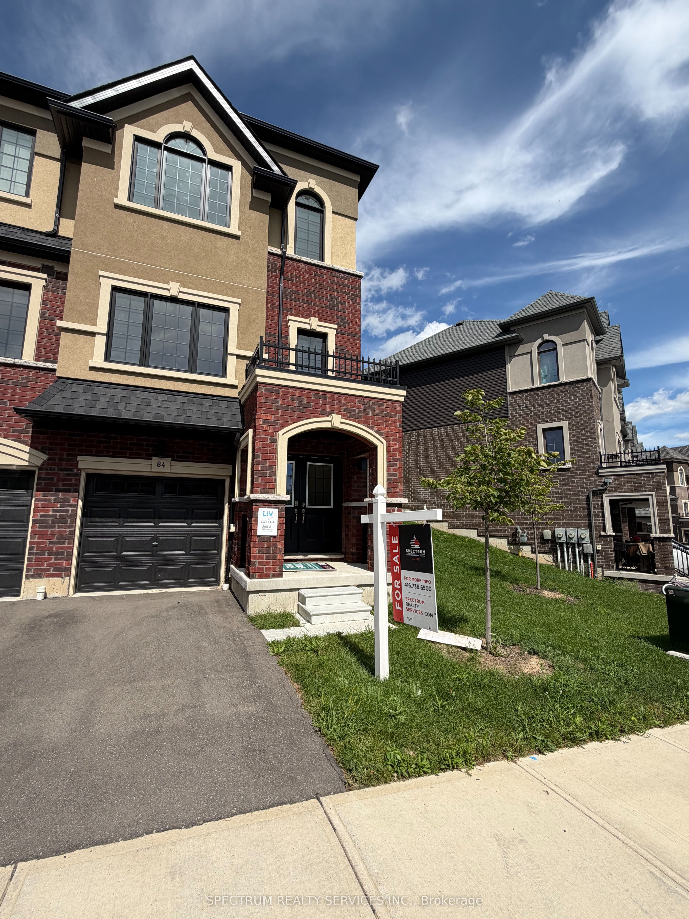 620 Colborne Street W 84 Property Photo 1