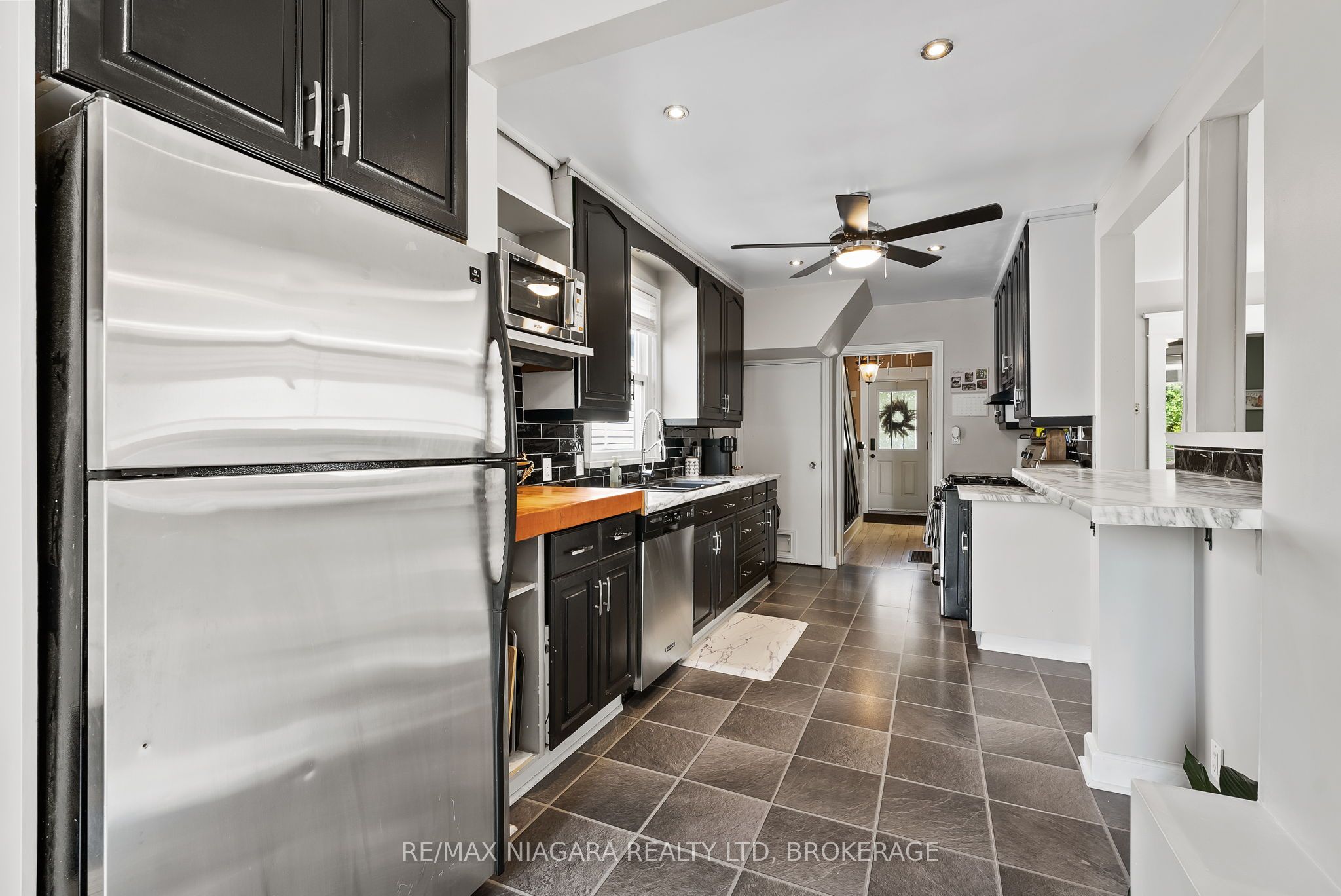 63 Bridge Street W Property Photo 12