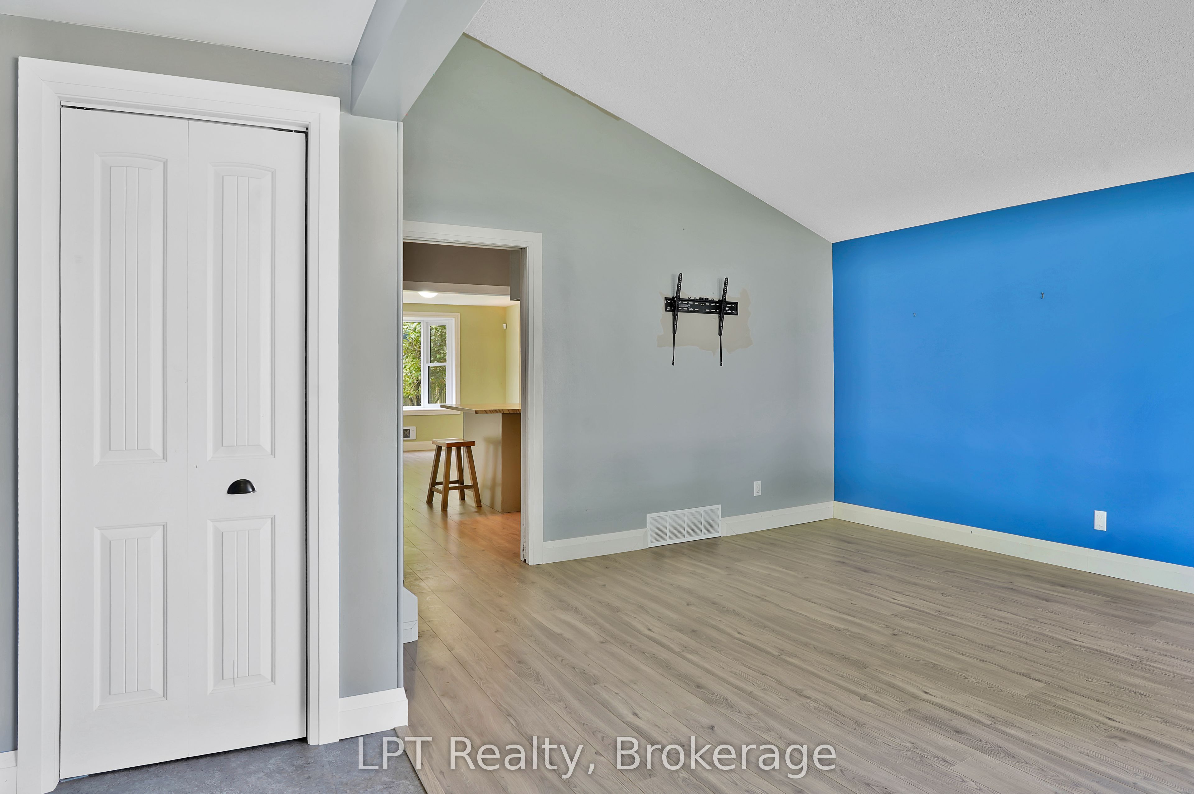 354 Goderich Street Property Photo 7