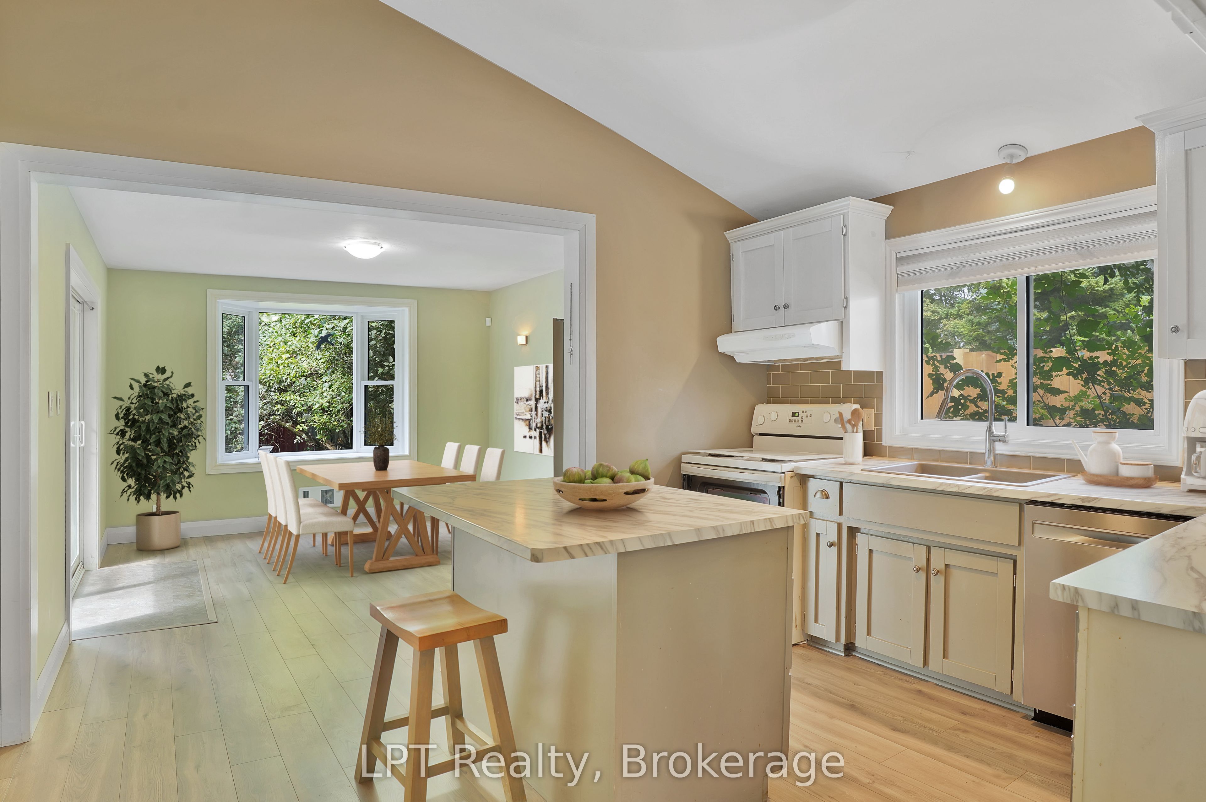354 Goderich Street Property Photo 12