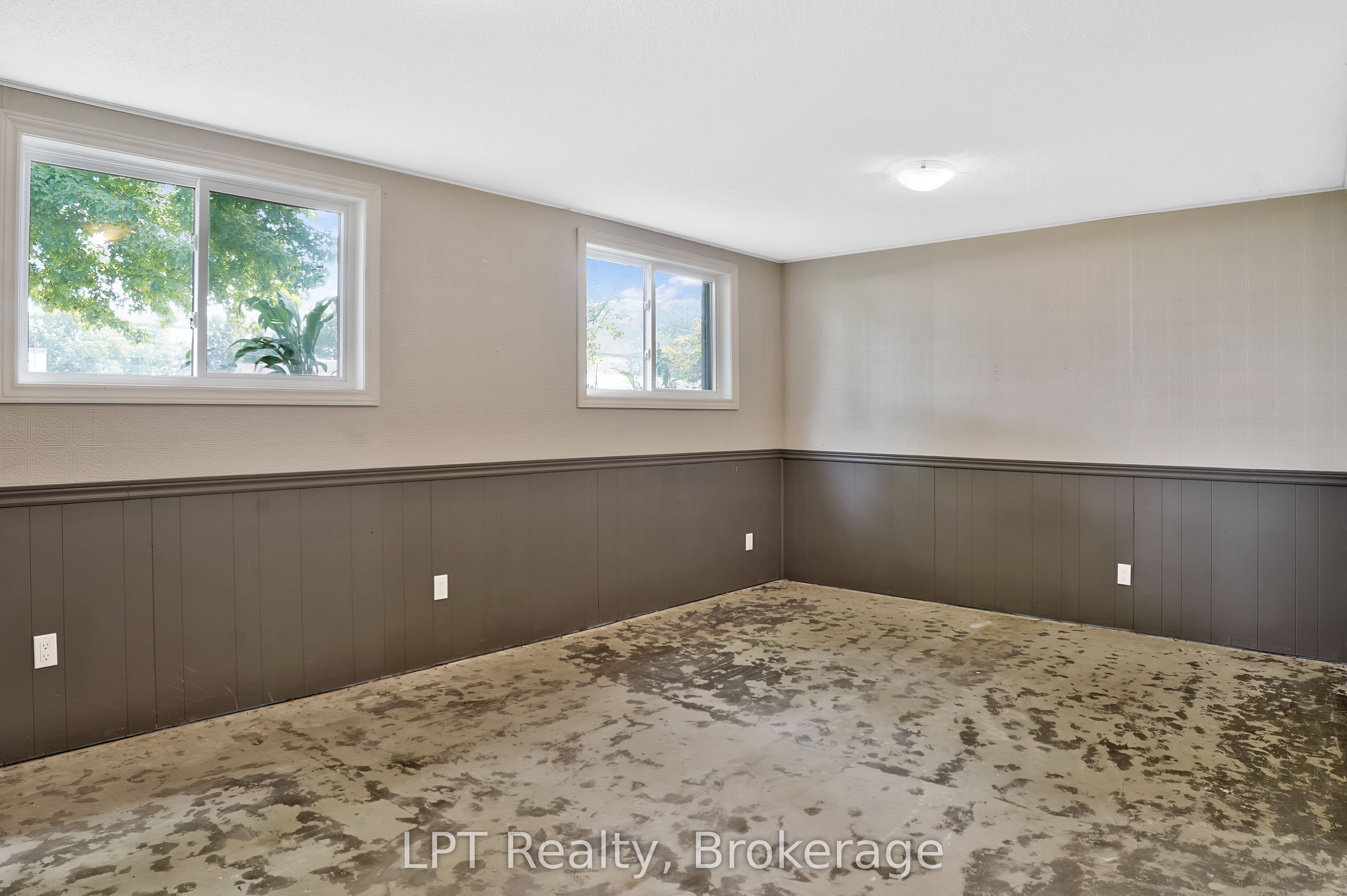 354 Goderich Street Property Photo 31