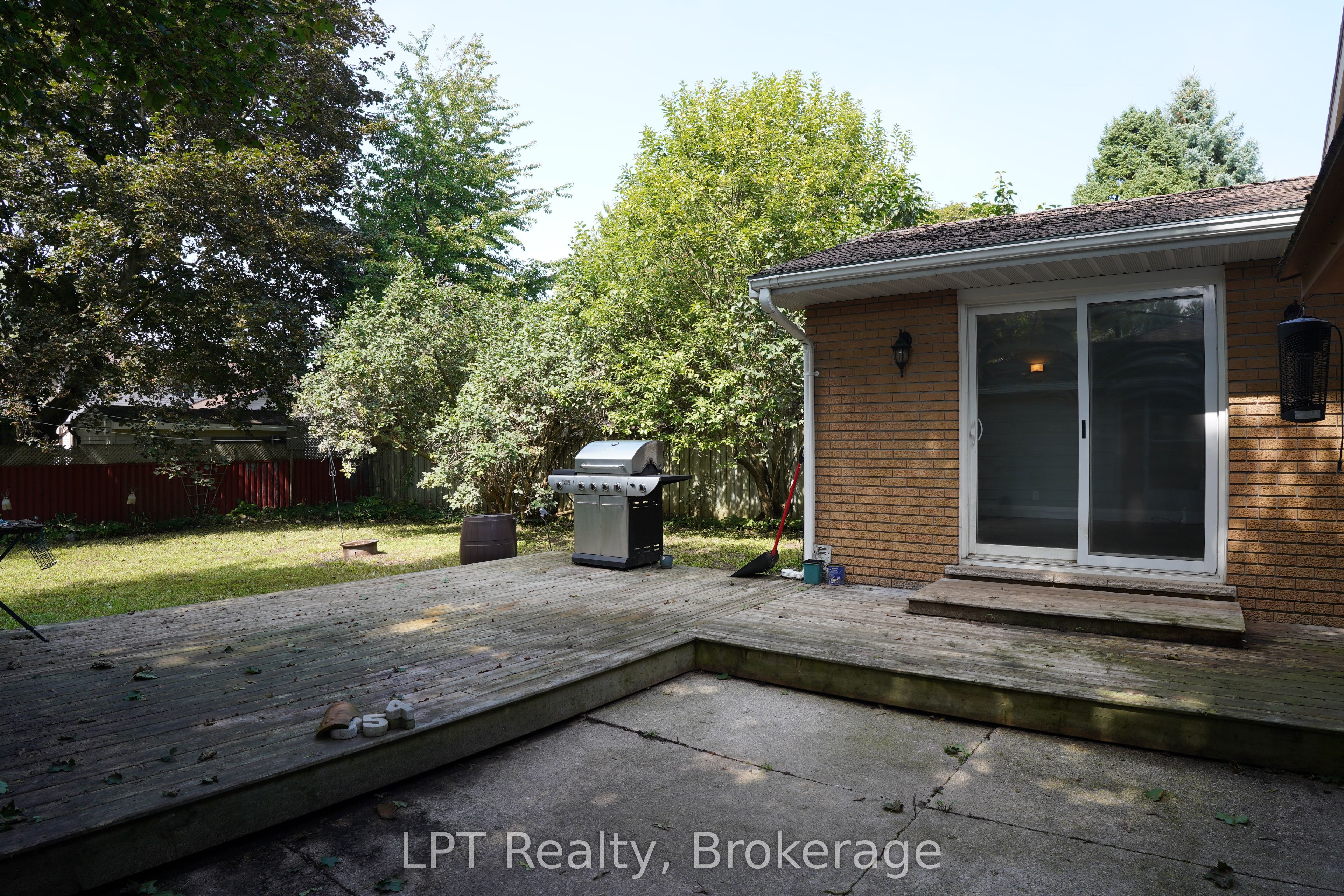 354 Goderich Street Property Photo 39