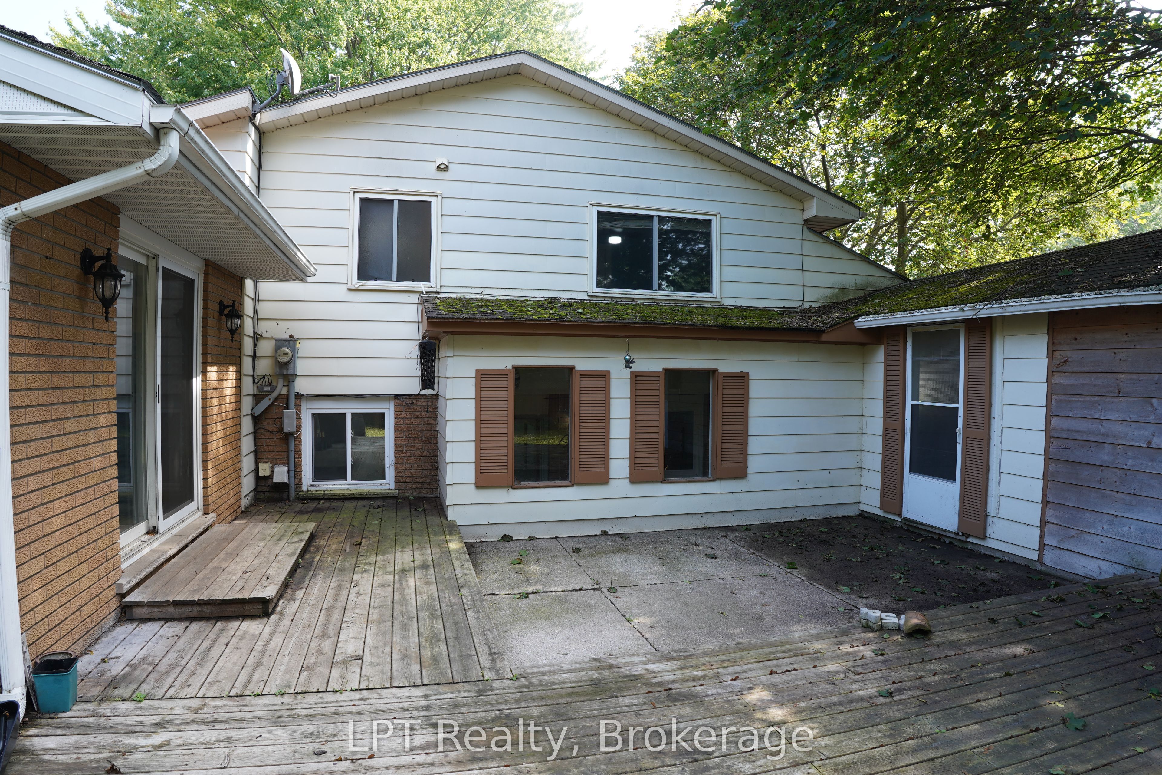 354 Goderich Street Property Photo 40