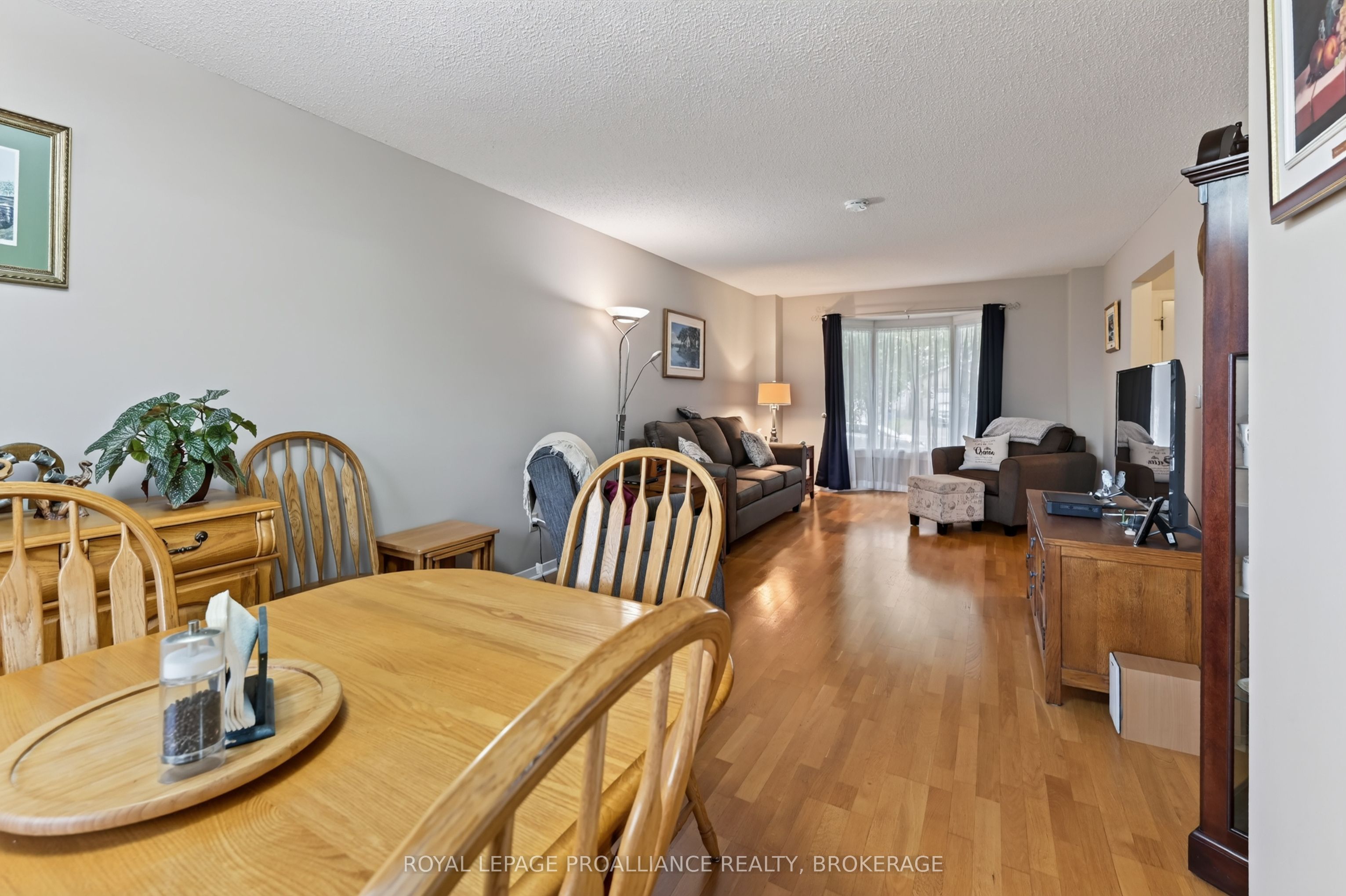 18 Richdale Court Property Photo 6