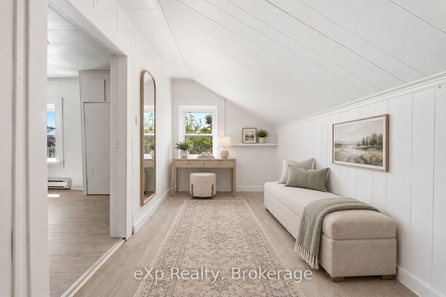 188 Dundas Street W Property Photo 14
