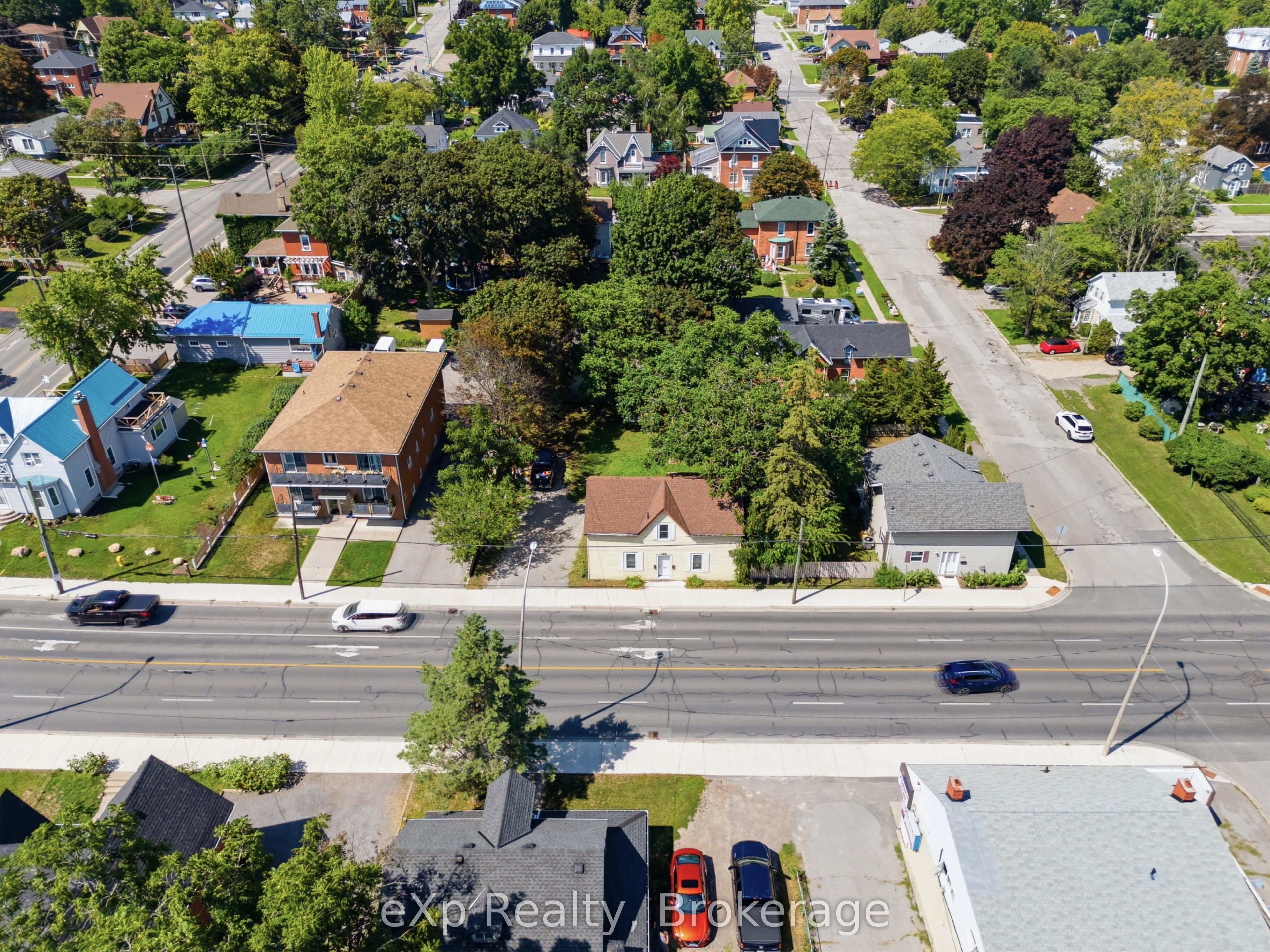 188 Dundas Street W Property Photo 41