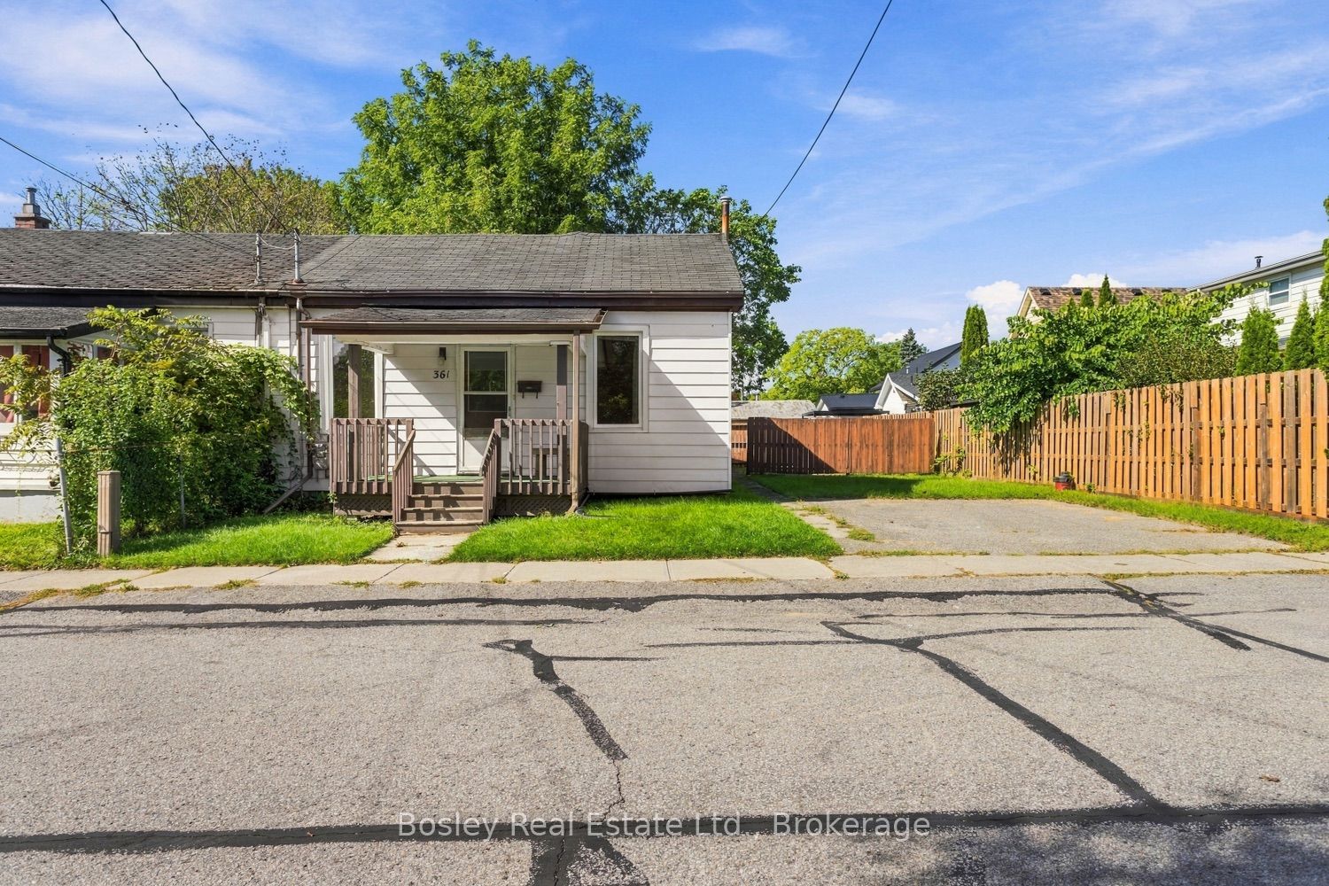 361 Bond Street Property Photo 3