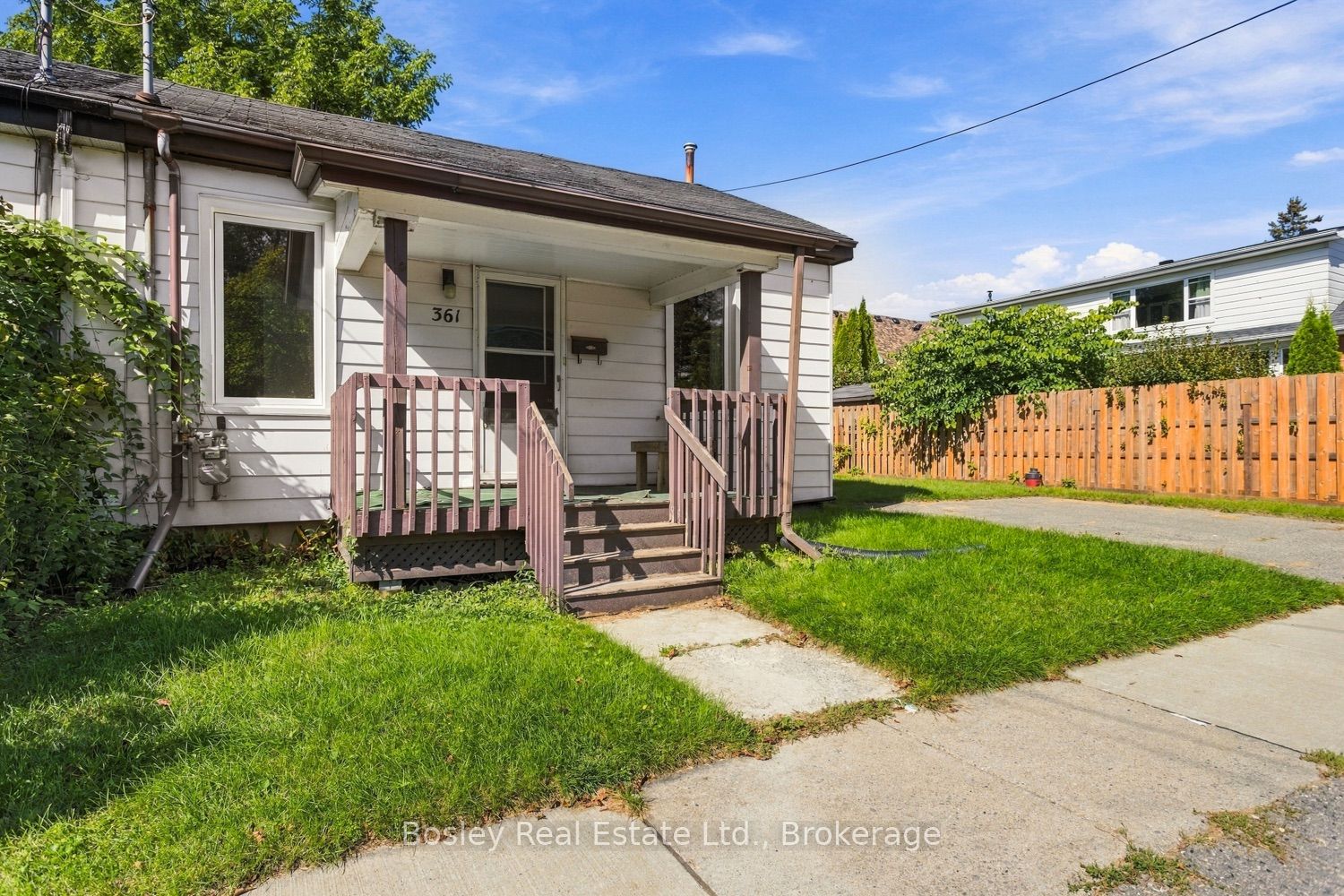 361 Bond Street Property Photo 5