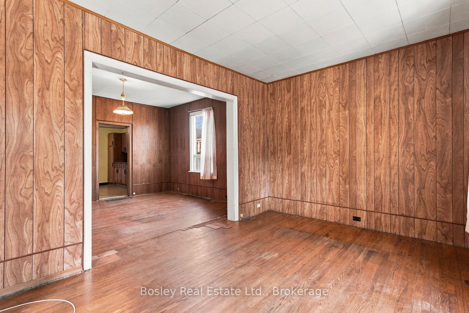 361 Bond Street Property Photo 10