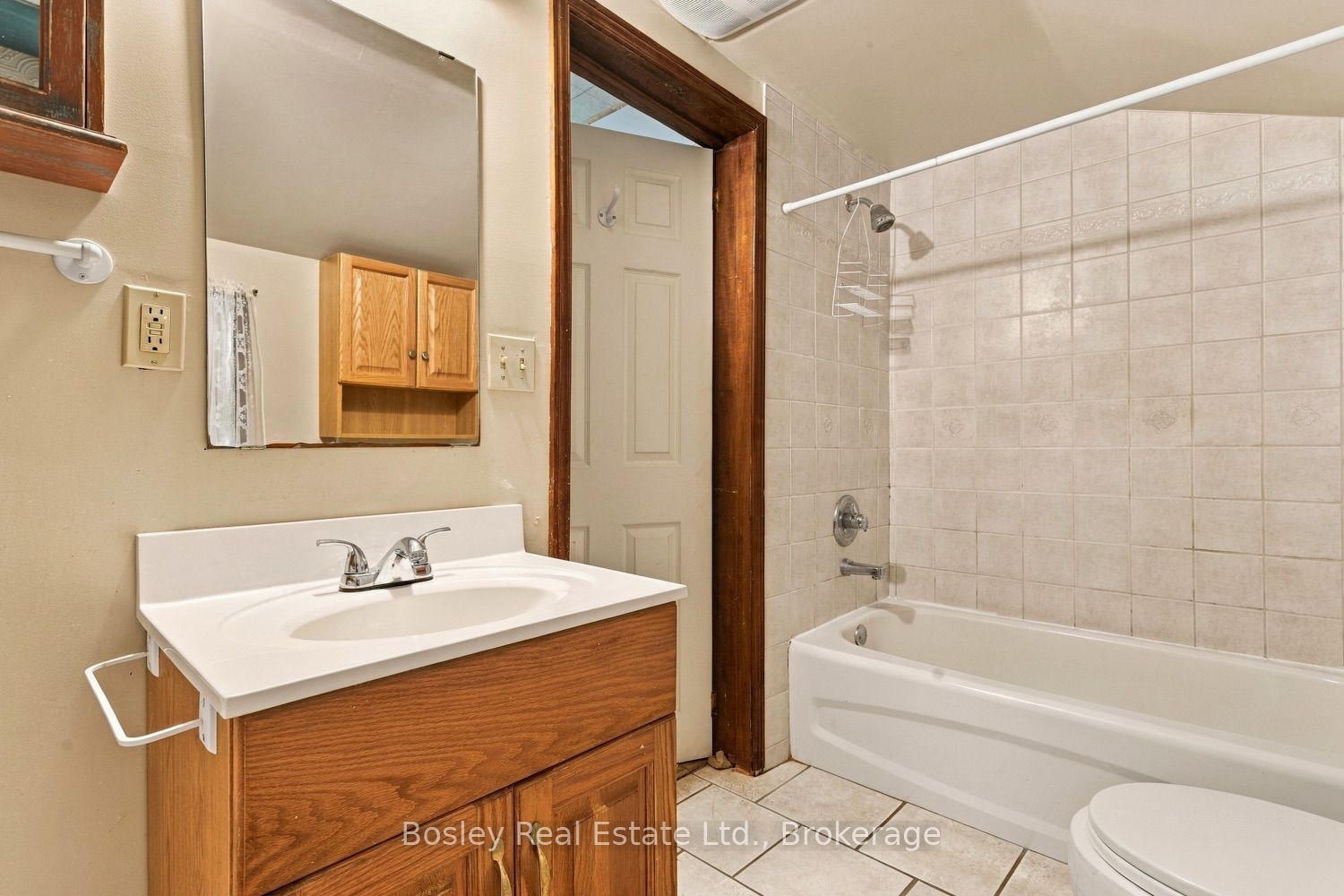 361 Bond Street Property Photo 24