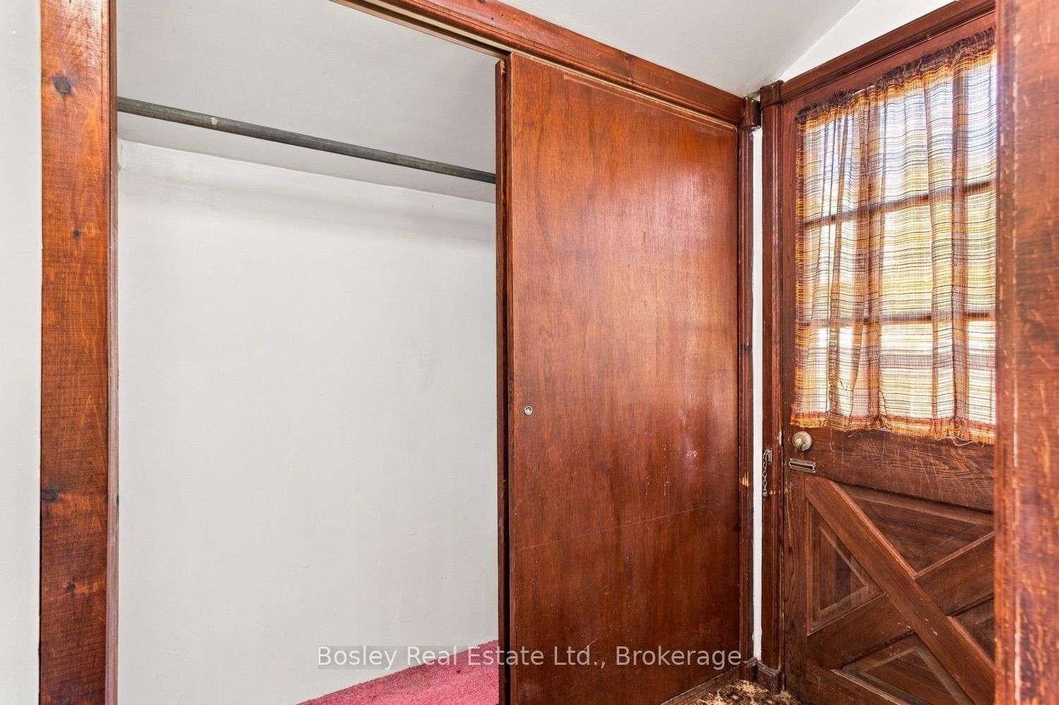 361 Bond Street Property Photo 28