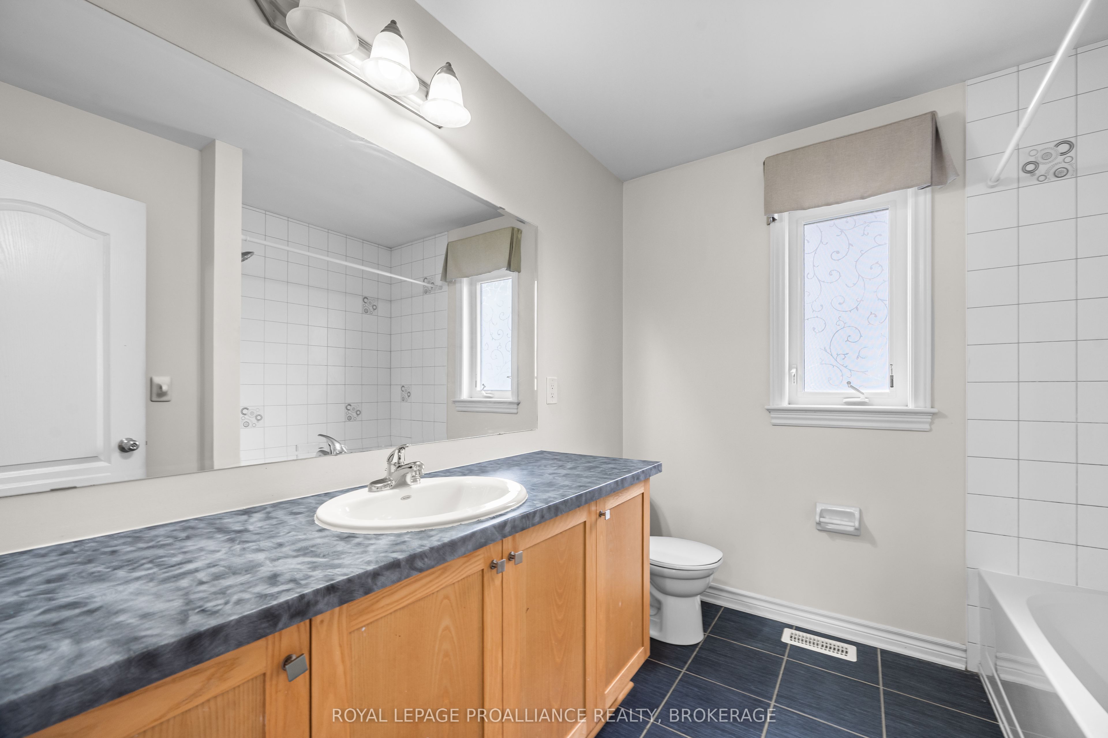 1397 Waterside Way Property Photo 33