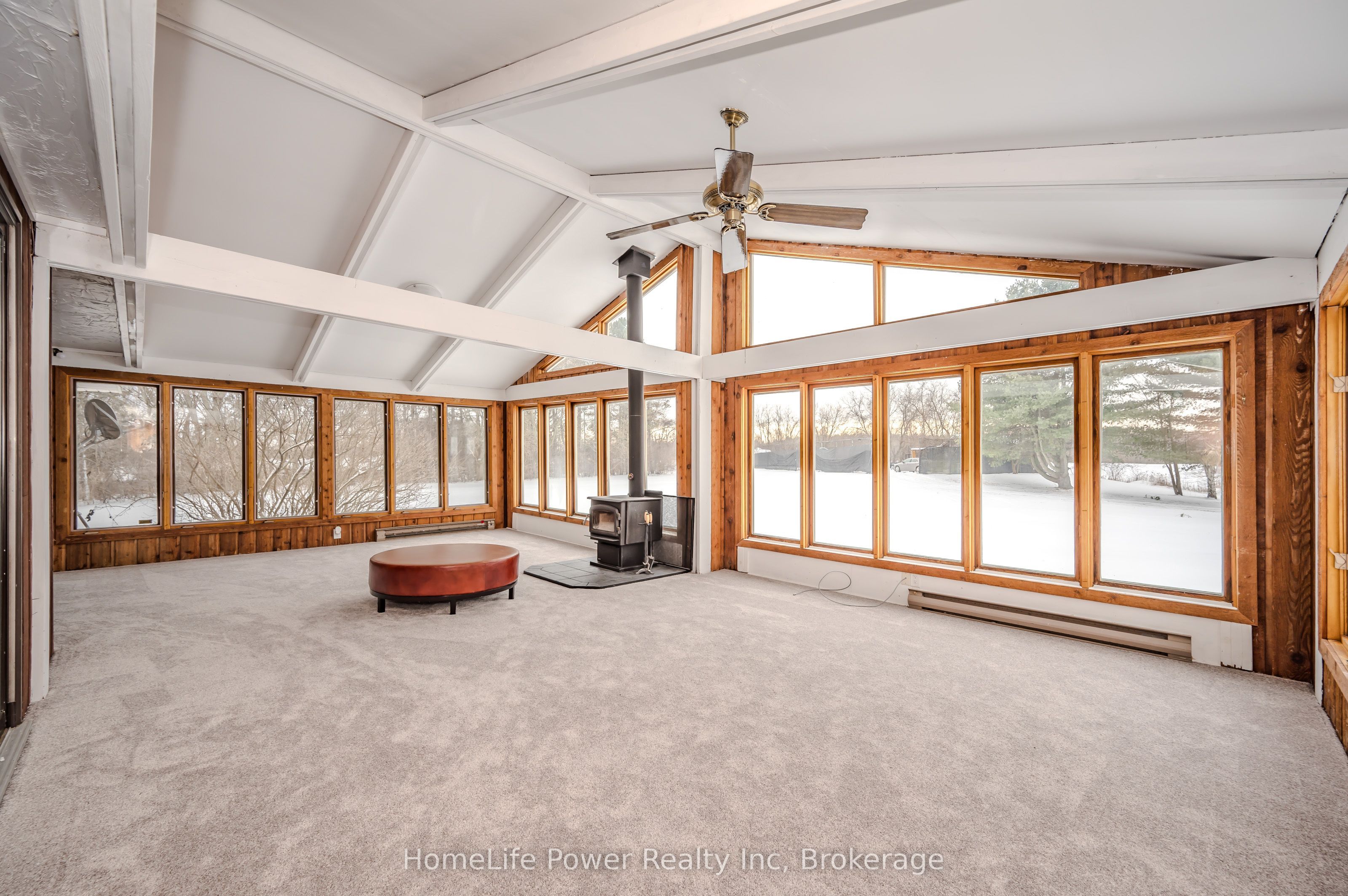 4290 Victoria Road S Property Photo 15