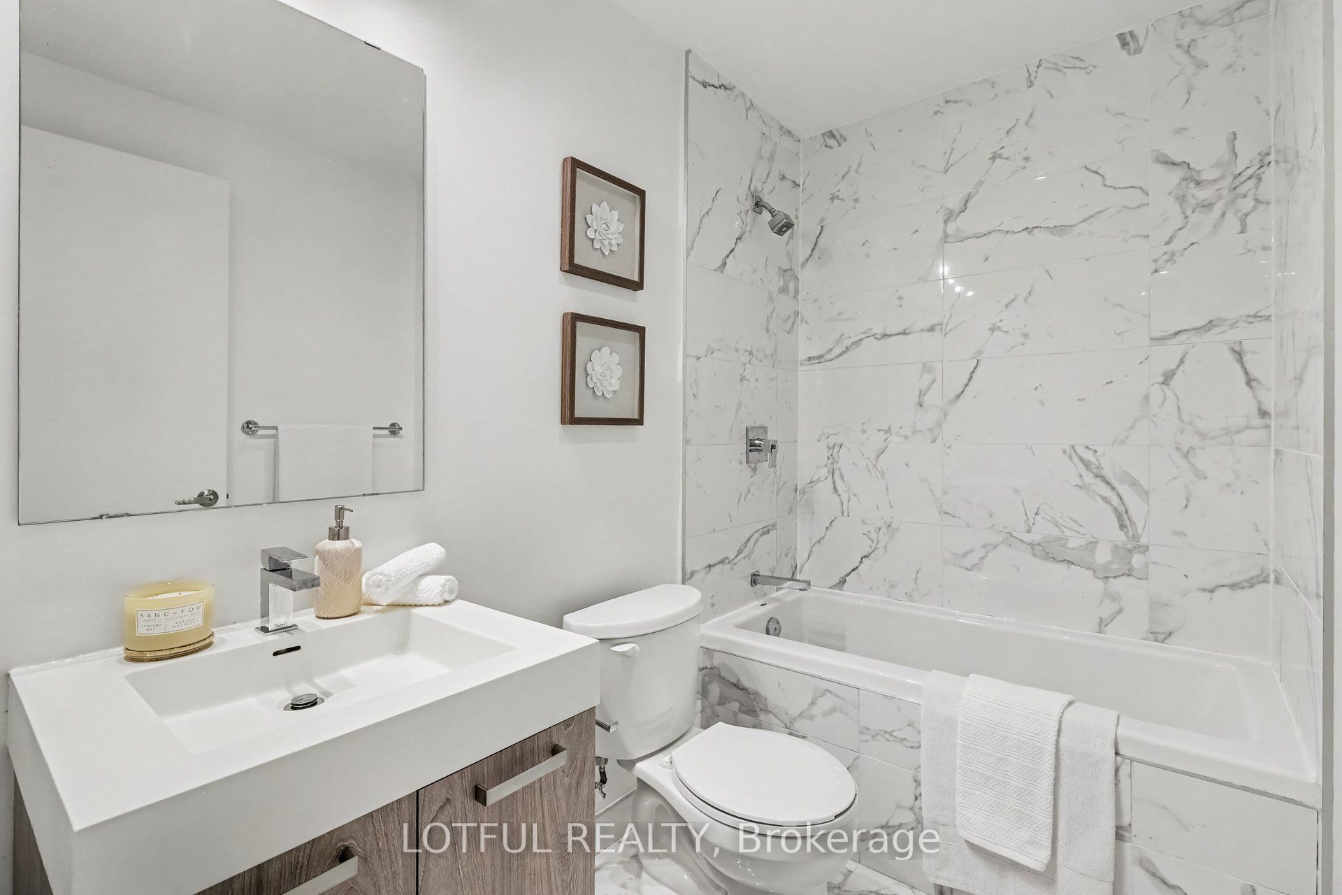 203 Catherine Street 1309 Property Photo 16