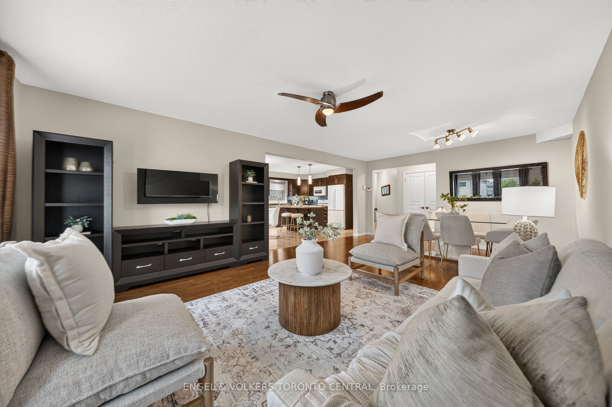 31 Townsend Drive 64 Property Photo 1