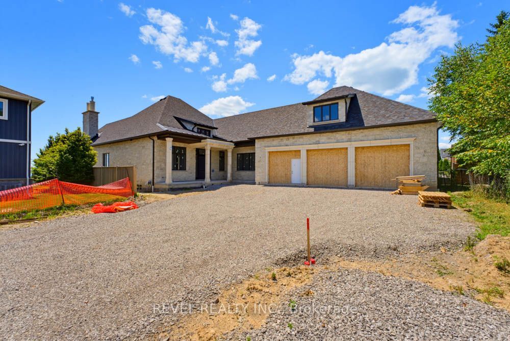 51 Woodhouse Avenue Property Photo 4