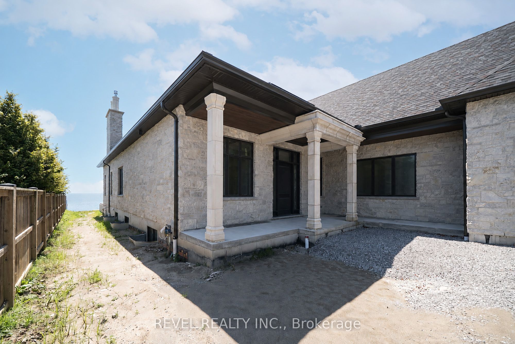 51 Woodhouse Avenue Property Photo 7