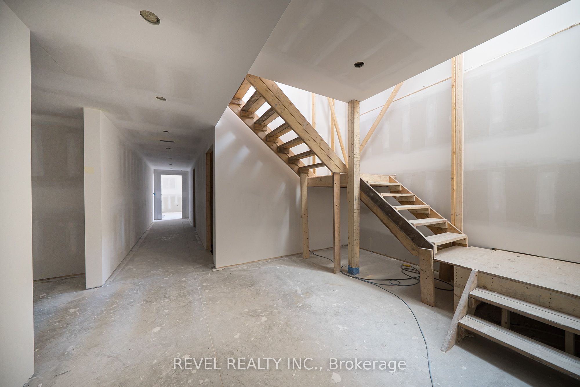 51 Woodhouse Avenue Property Photo 20