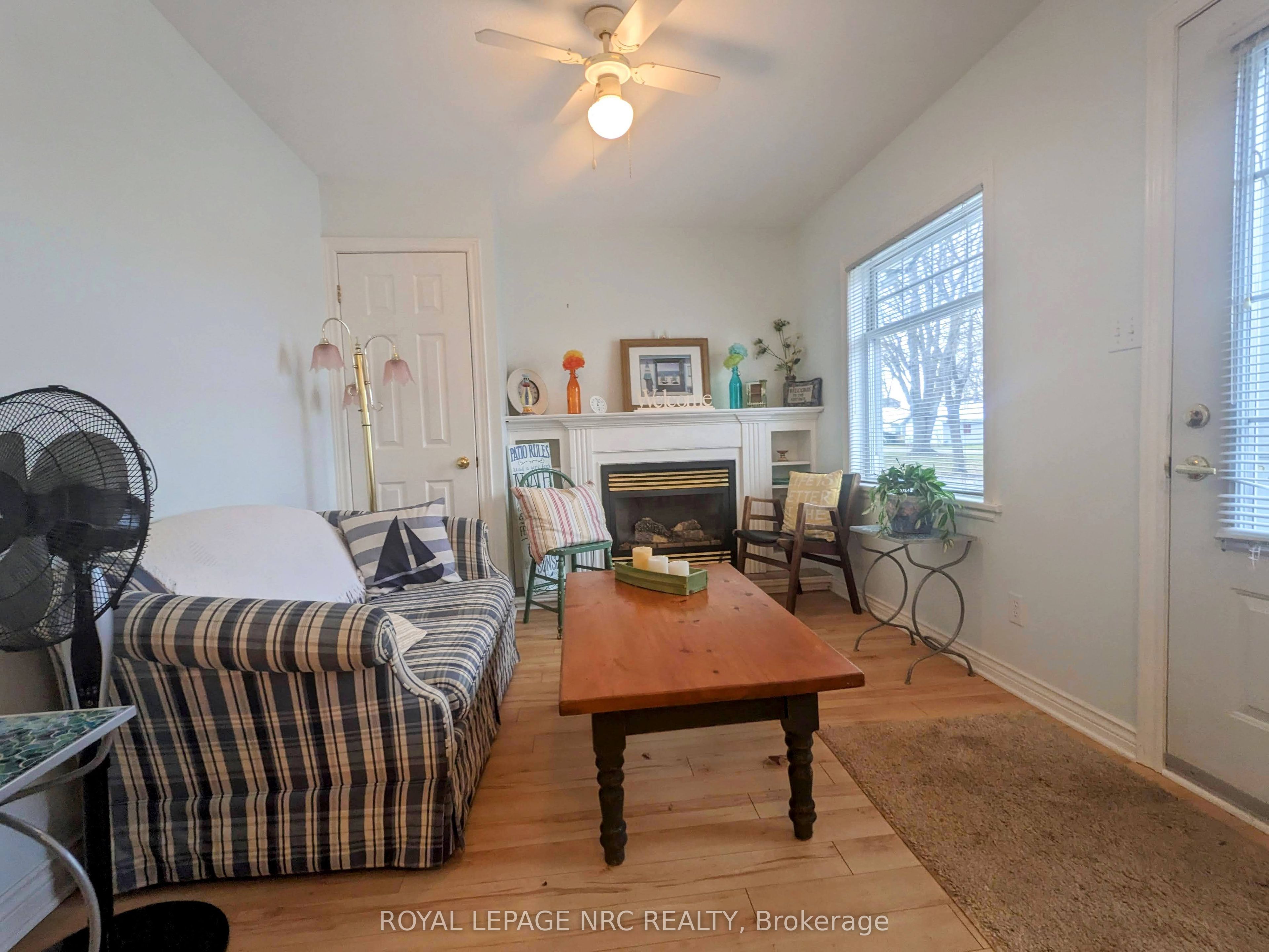 370 Beechwood Avenue B Property Photo 3