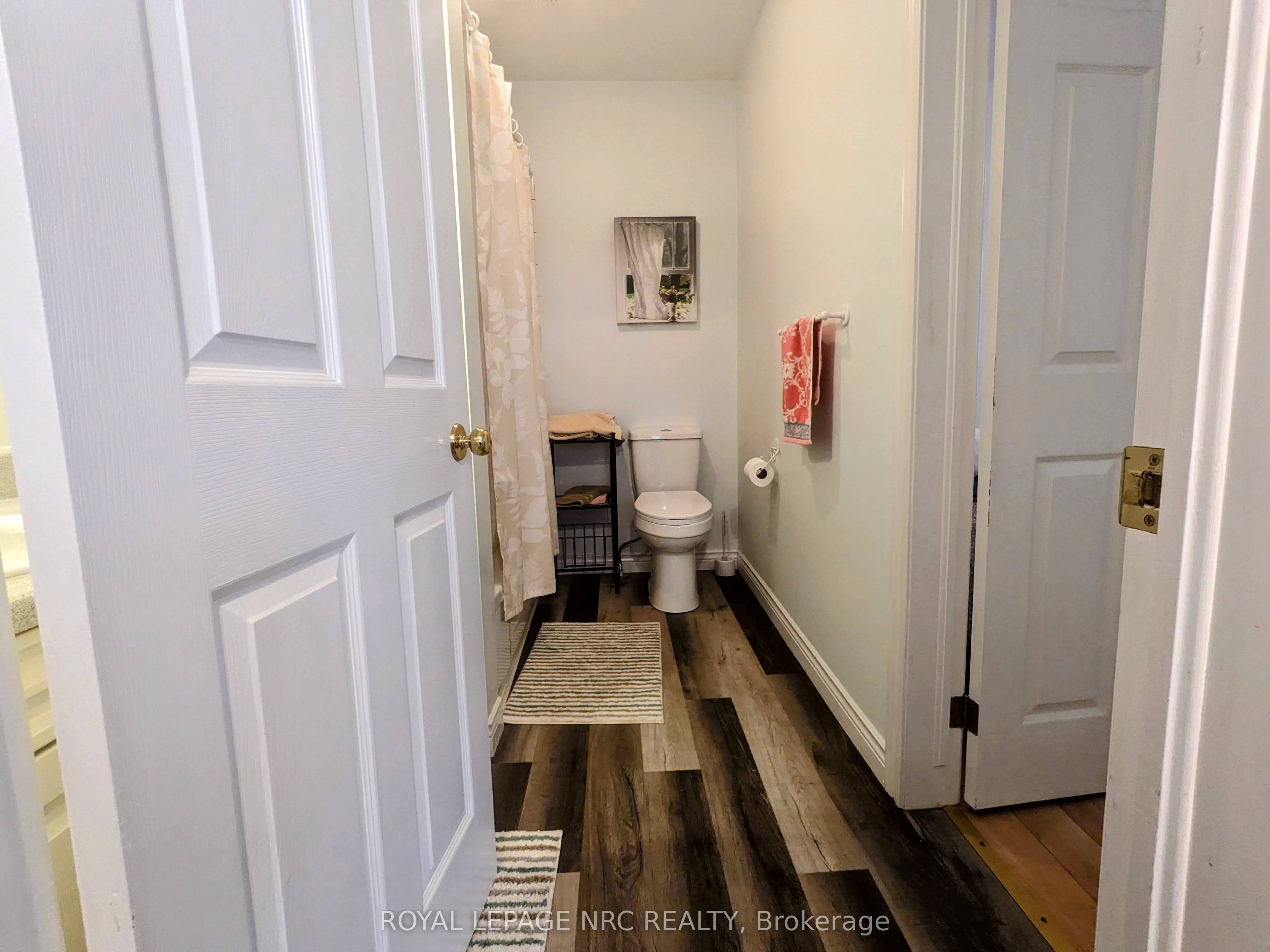 370 Beechwood Avenue B Property Photo 7