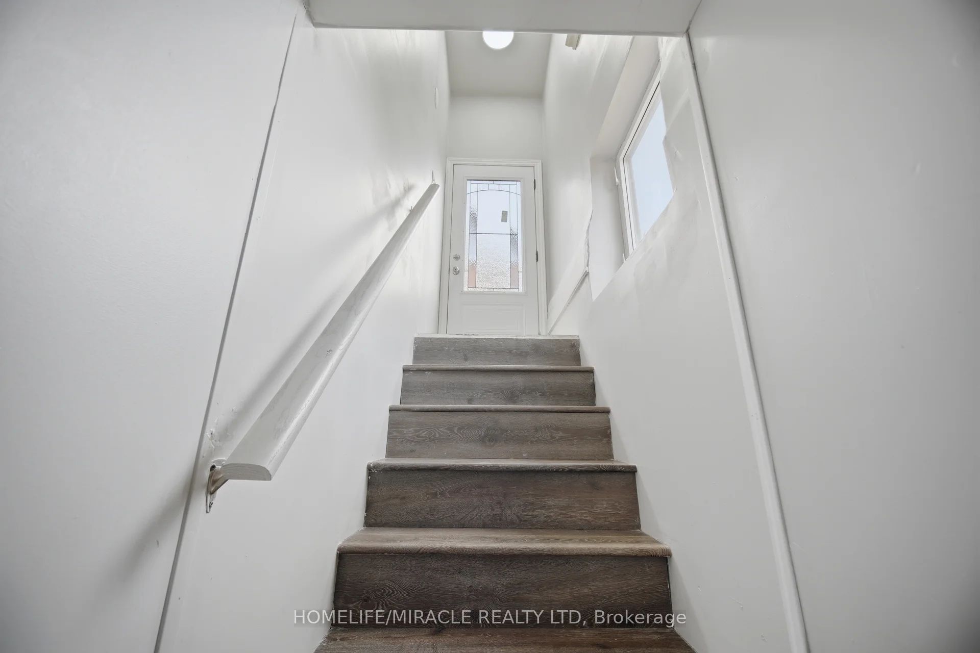 199 Allen Street Bsmt Property Photo 5