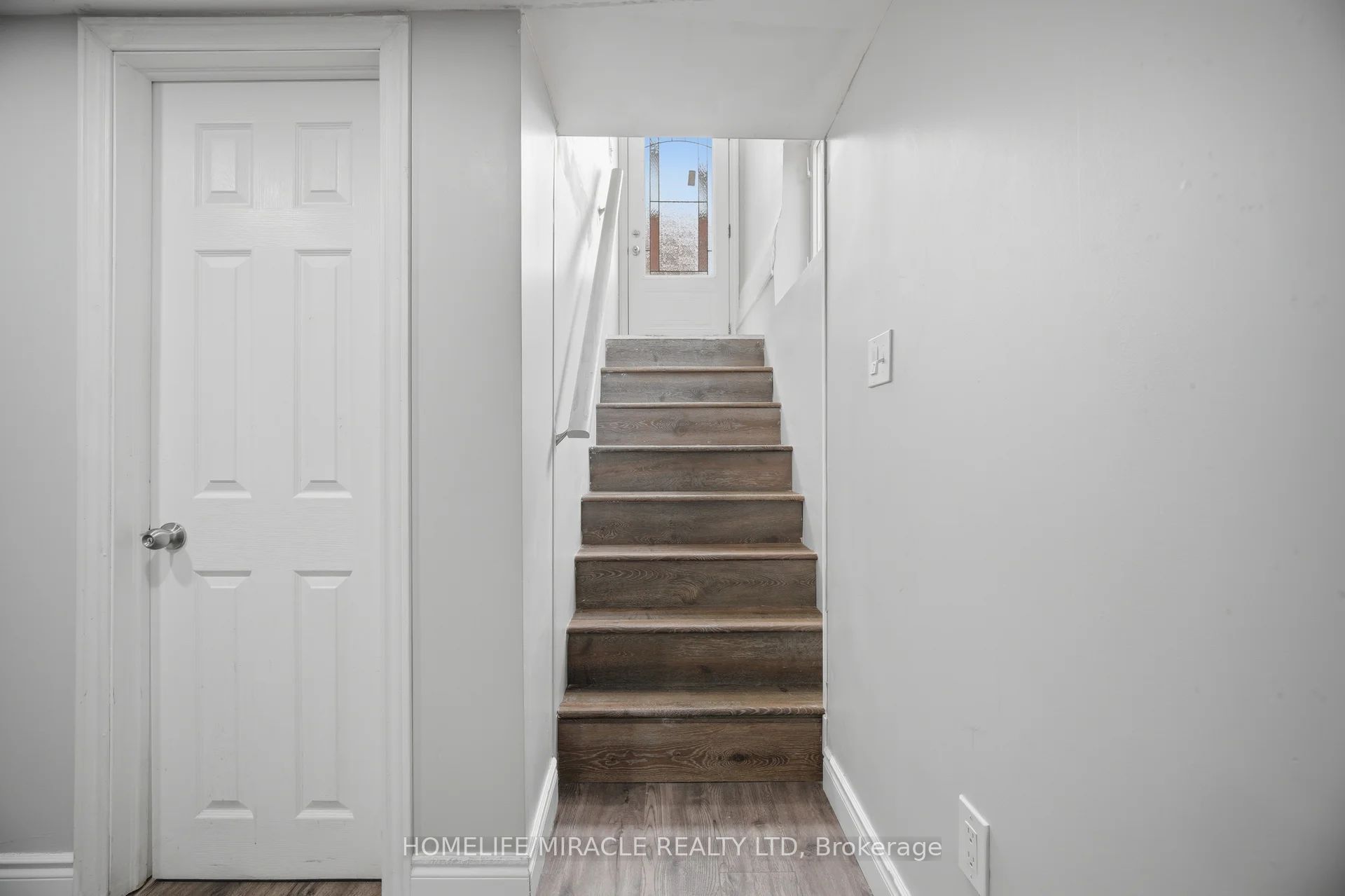 199 Allen Street Bsmt Property Photo 6