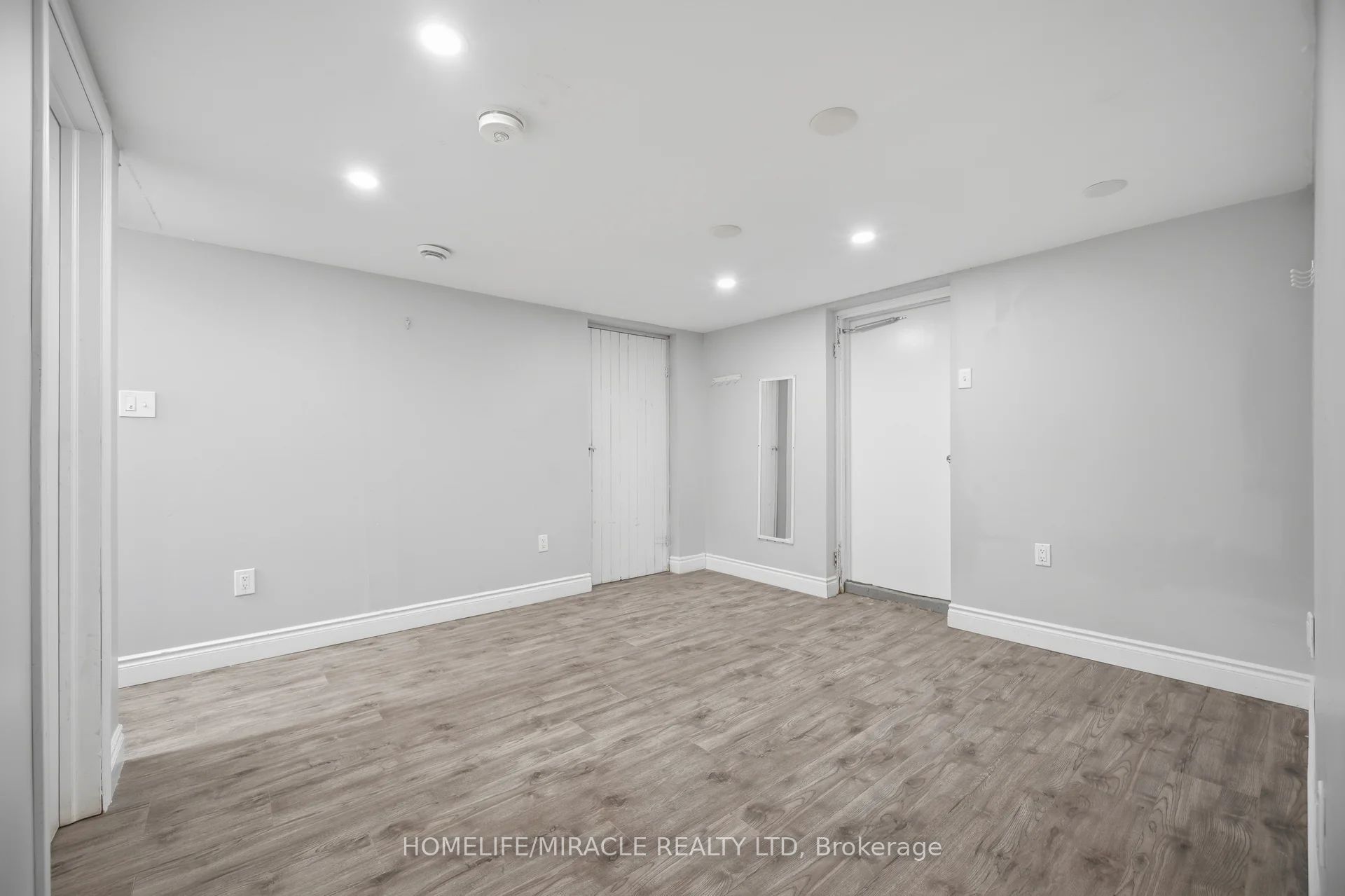 199 Allen Street Bsmt Property Photo 8