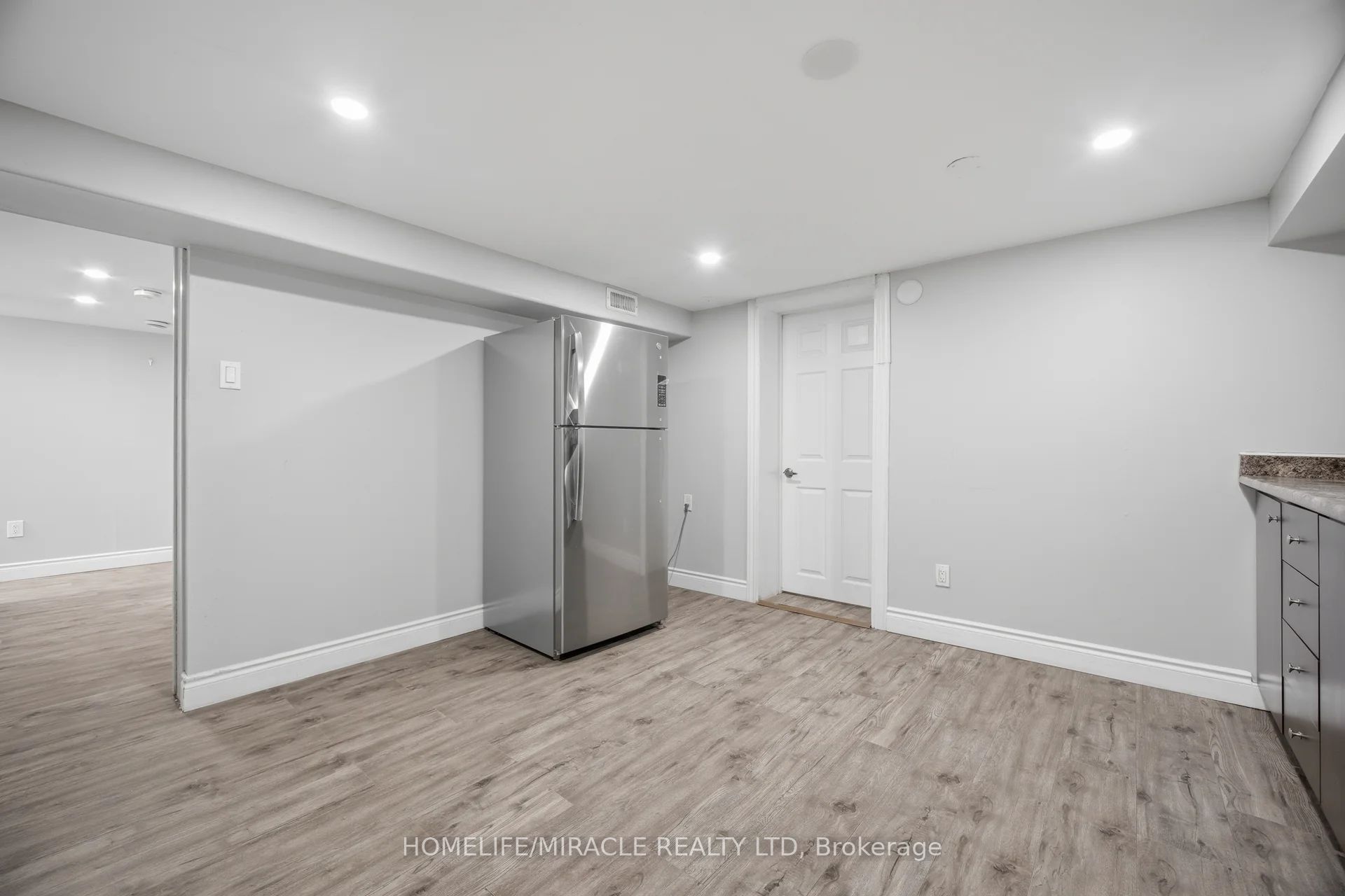 199 Allen Street Bsmt Property Photo 11