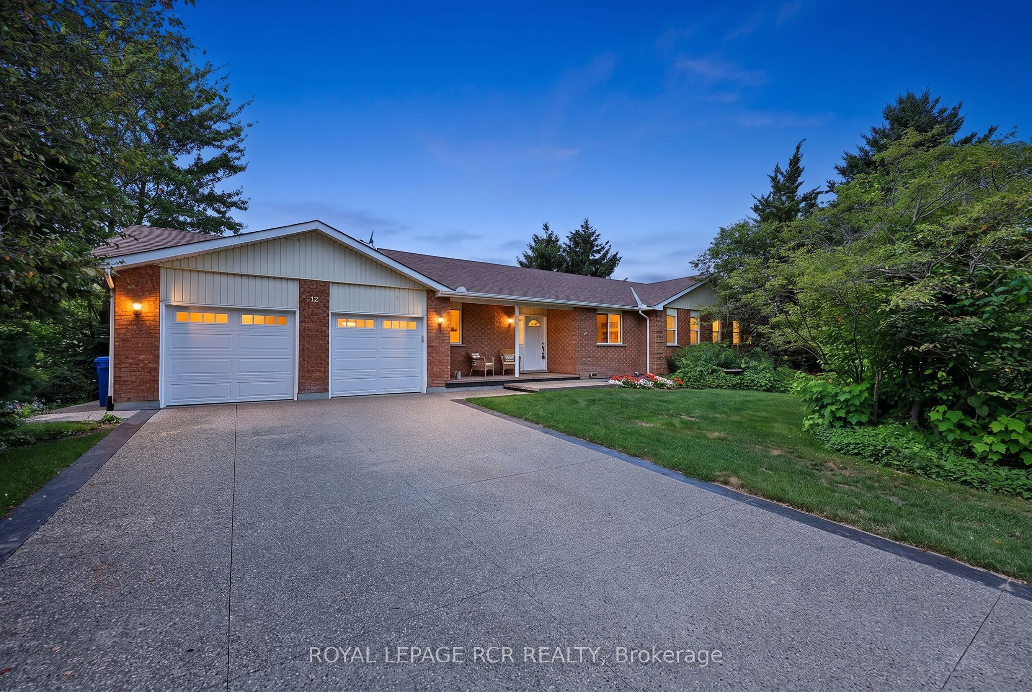 12 Peter Street Property Photo 2