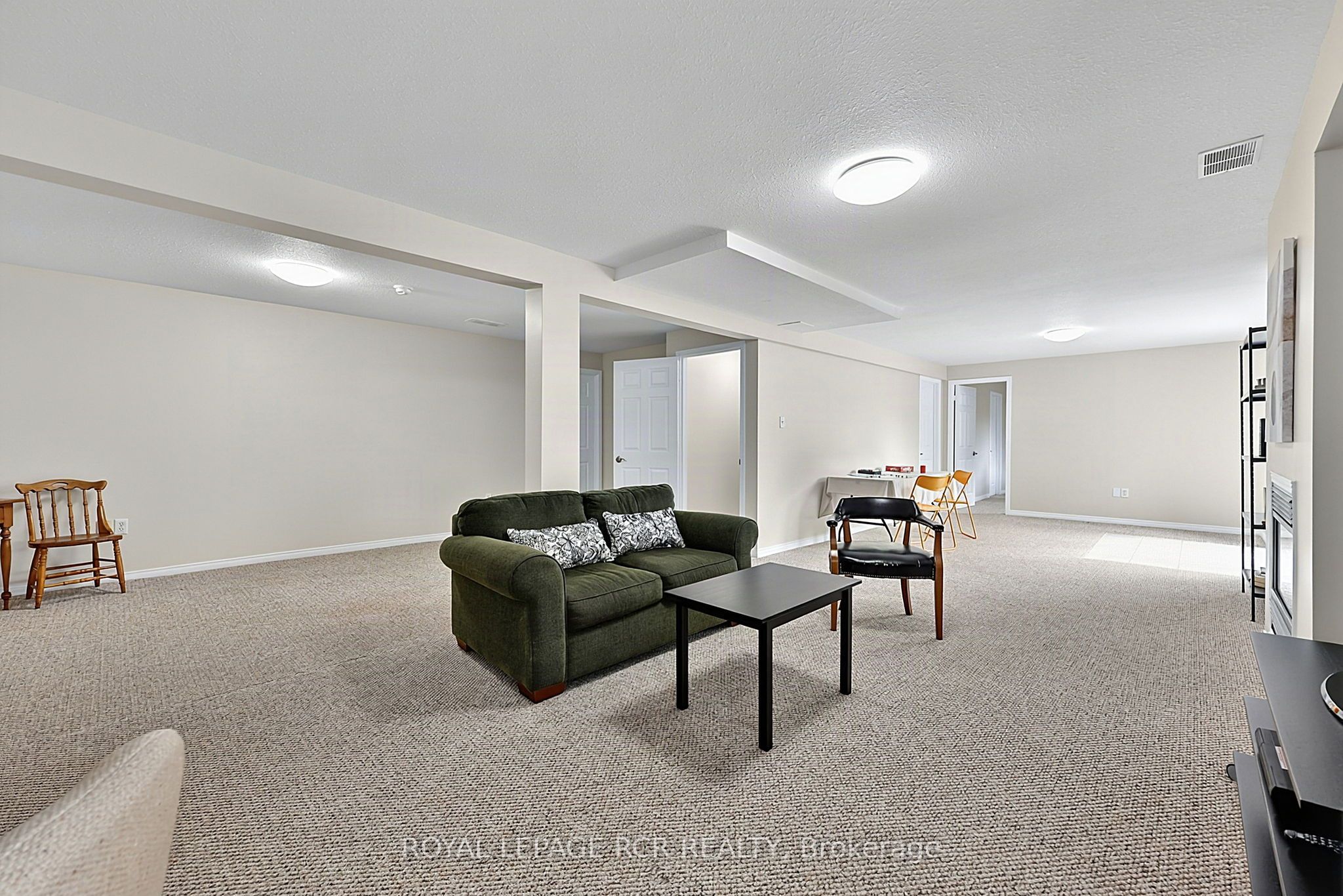 12 Peter Street Property Photo 27