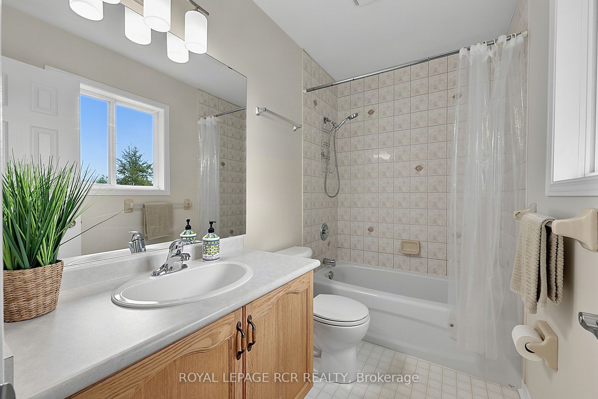 12 Peter Street Property Photo 30