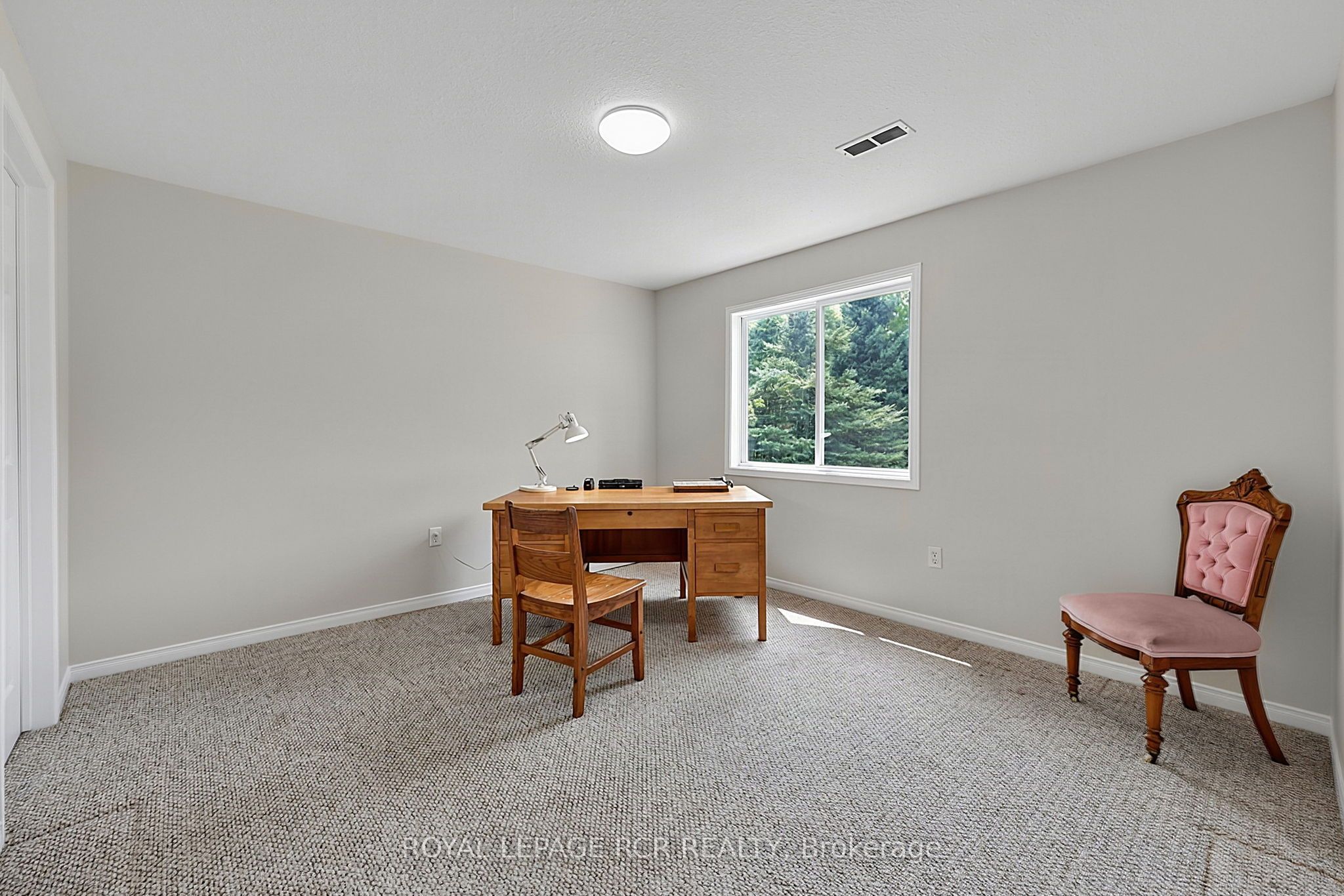 12 Peter Street Property Photo 31