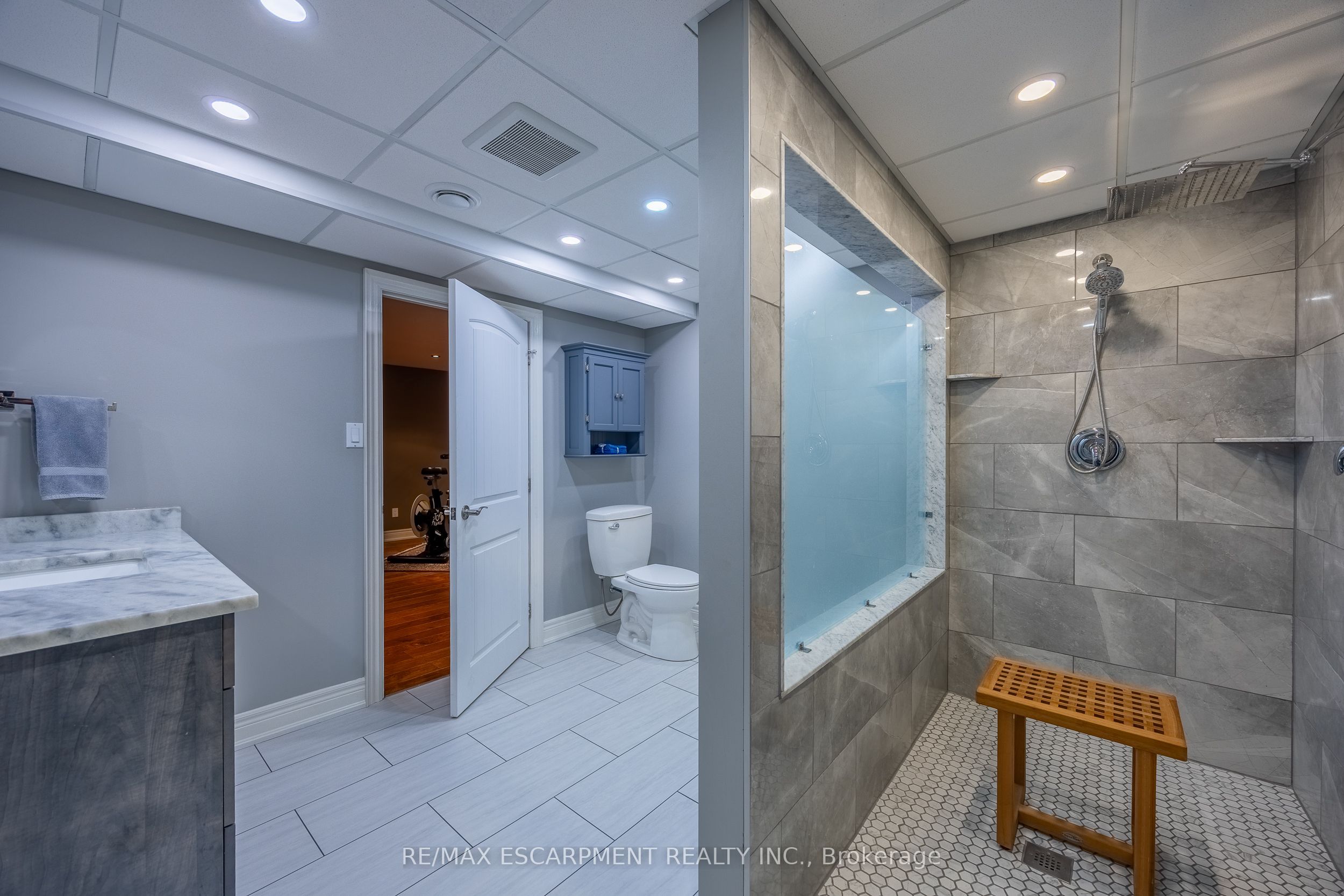 122 Don Jon Boulevard Property Photo 32