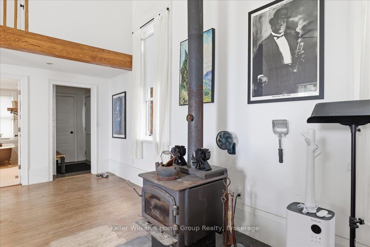 44 2nd Avenue Property Photo 25
