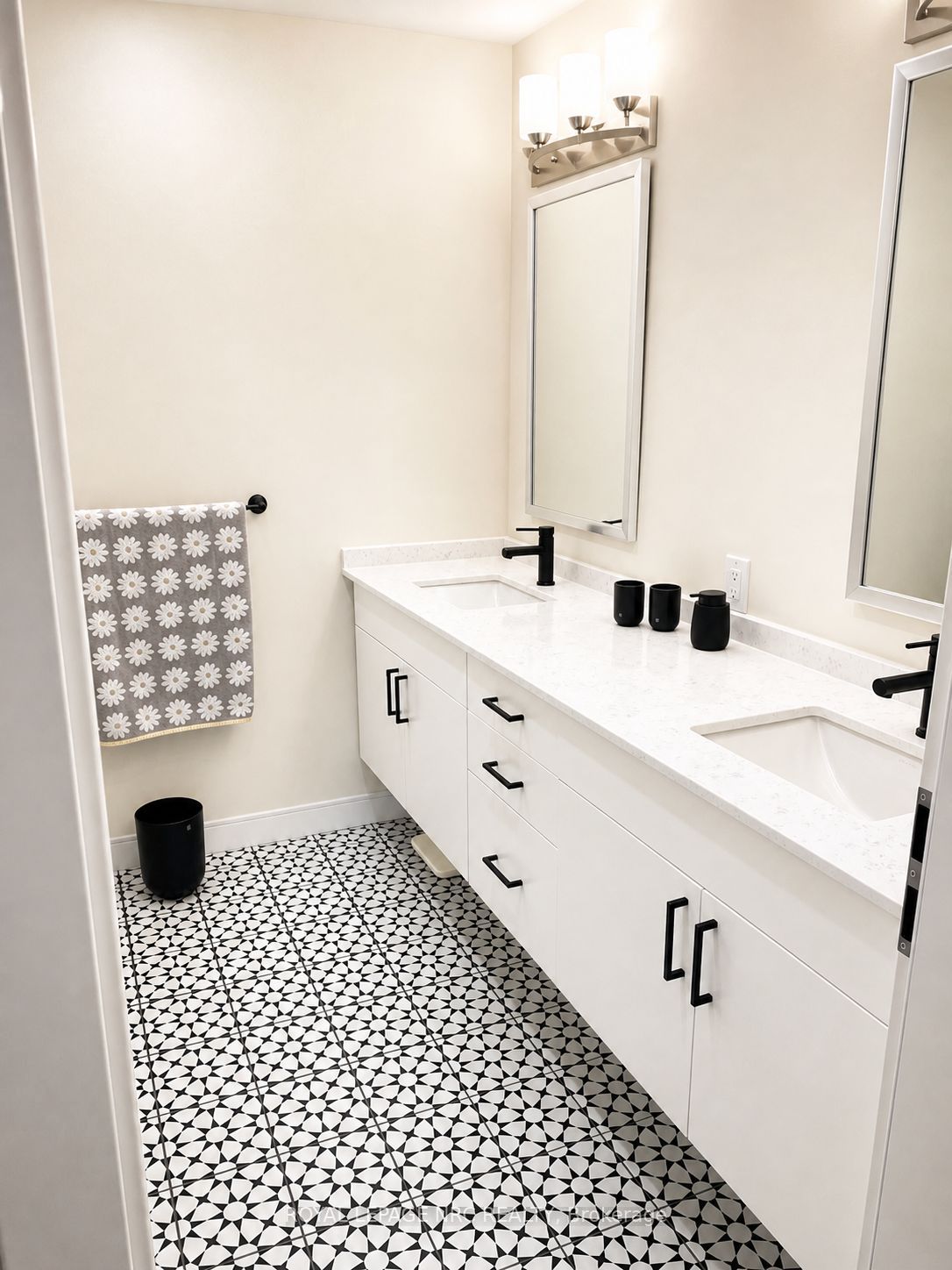 118 West Street 604 Property Photo 13