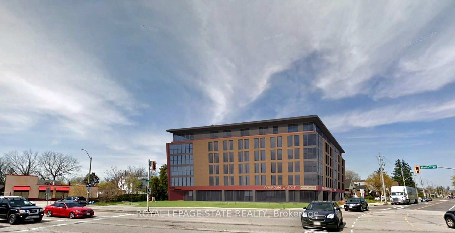 906 Main Street W Property Photo 1