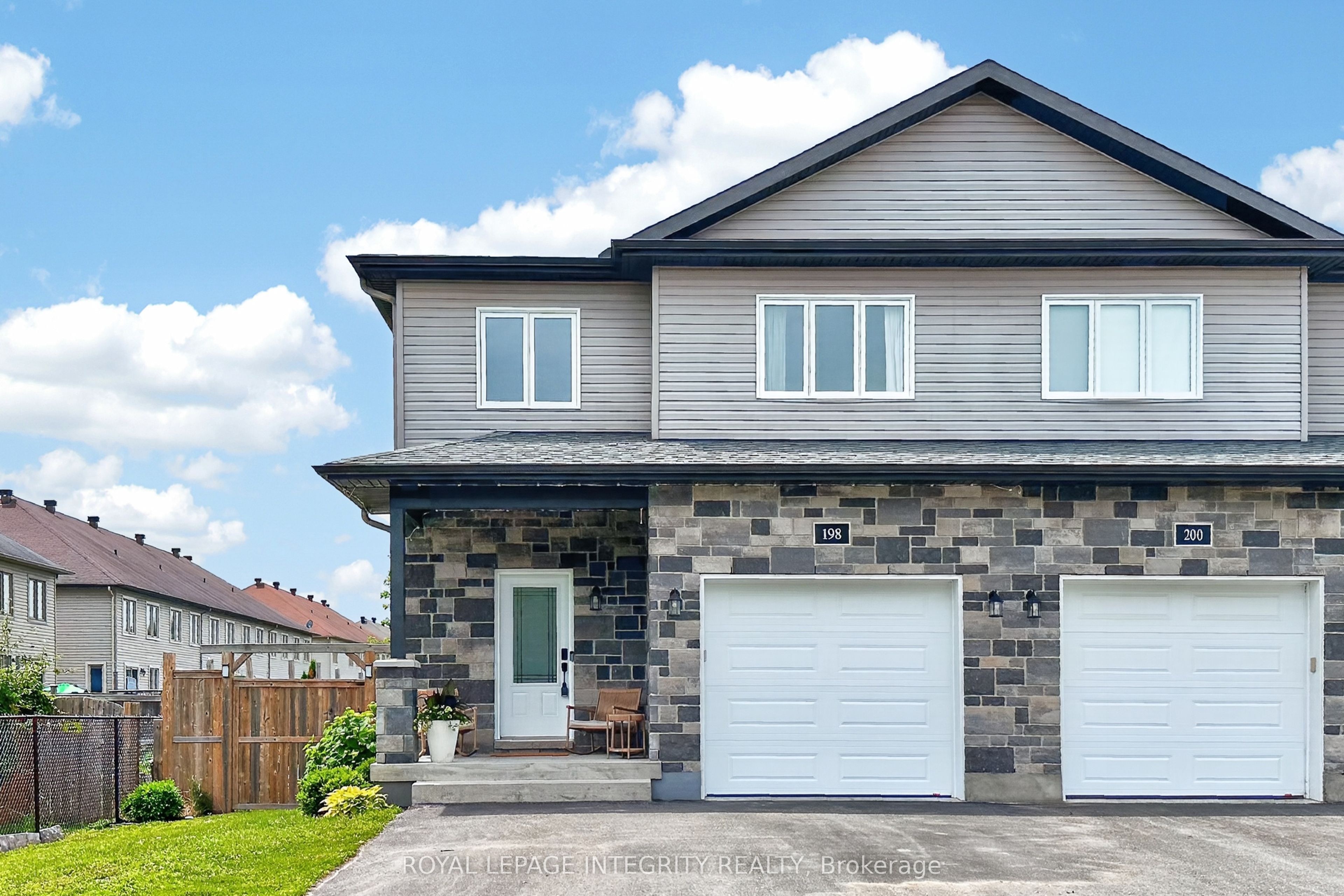 198 Bourdeau Boulevard Property Photo 1