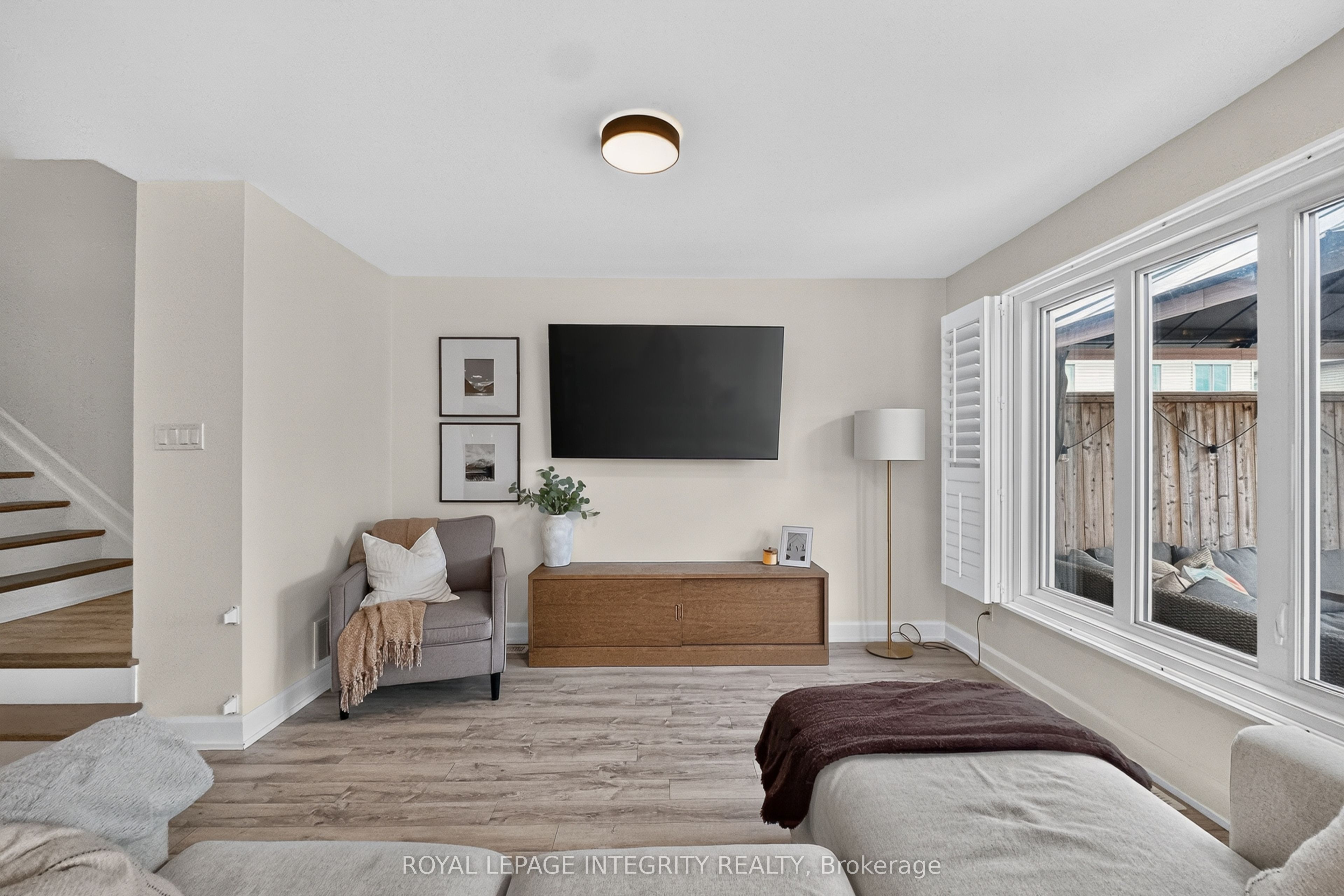 198 Bourdeau Boulevard Property Photo 14