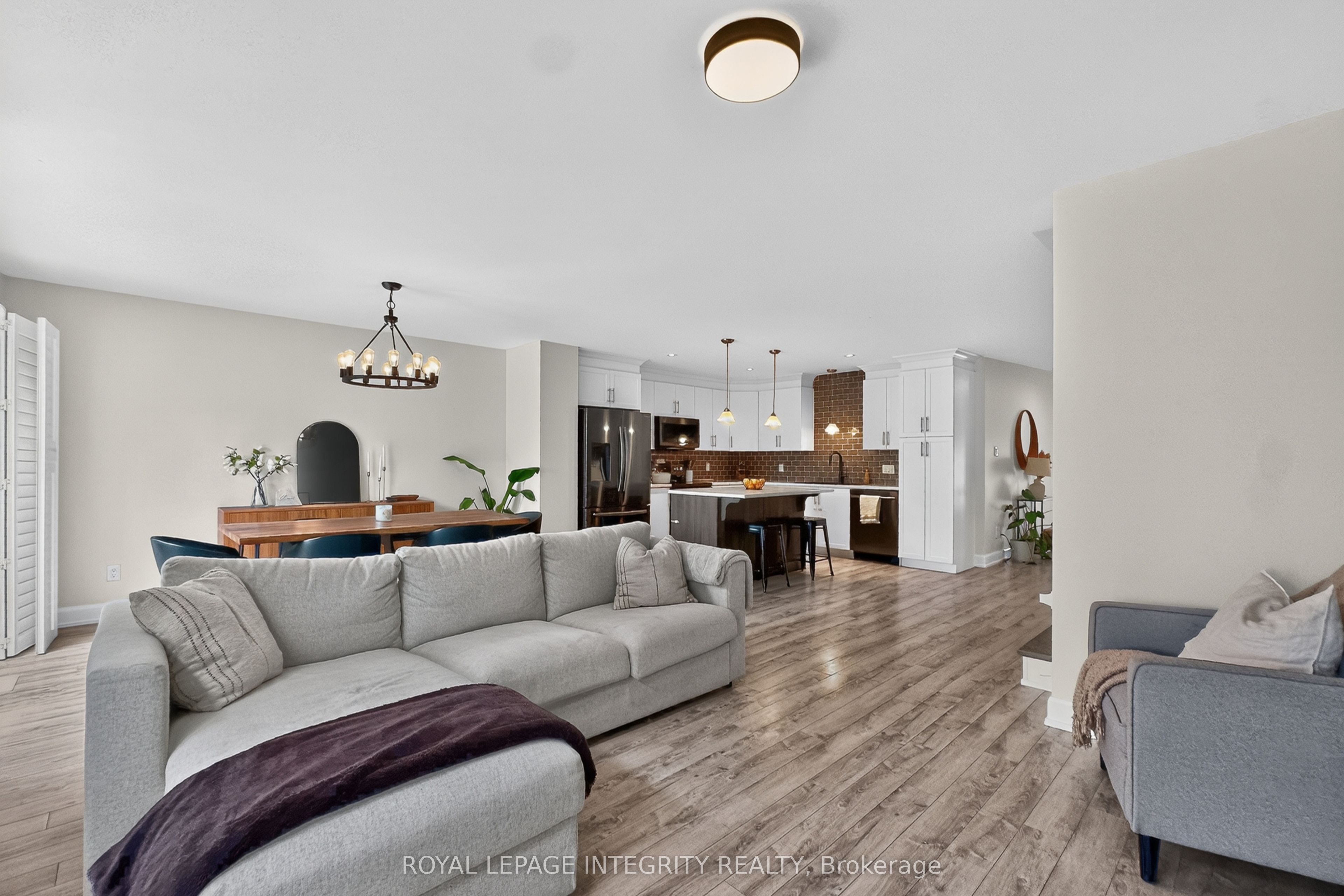 198 Bourdeau Boulevard Property Photo 15