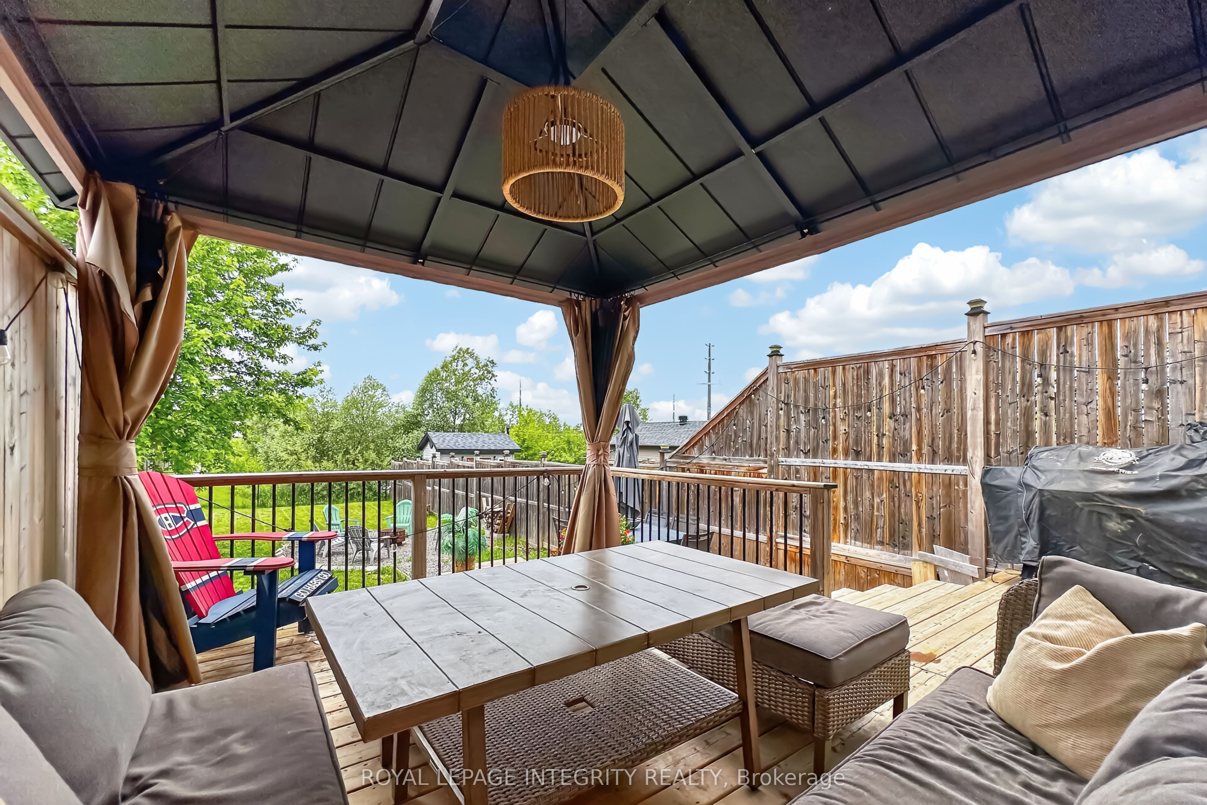 198 Bourdeau Boulevard Property Photo 37