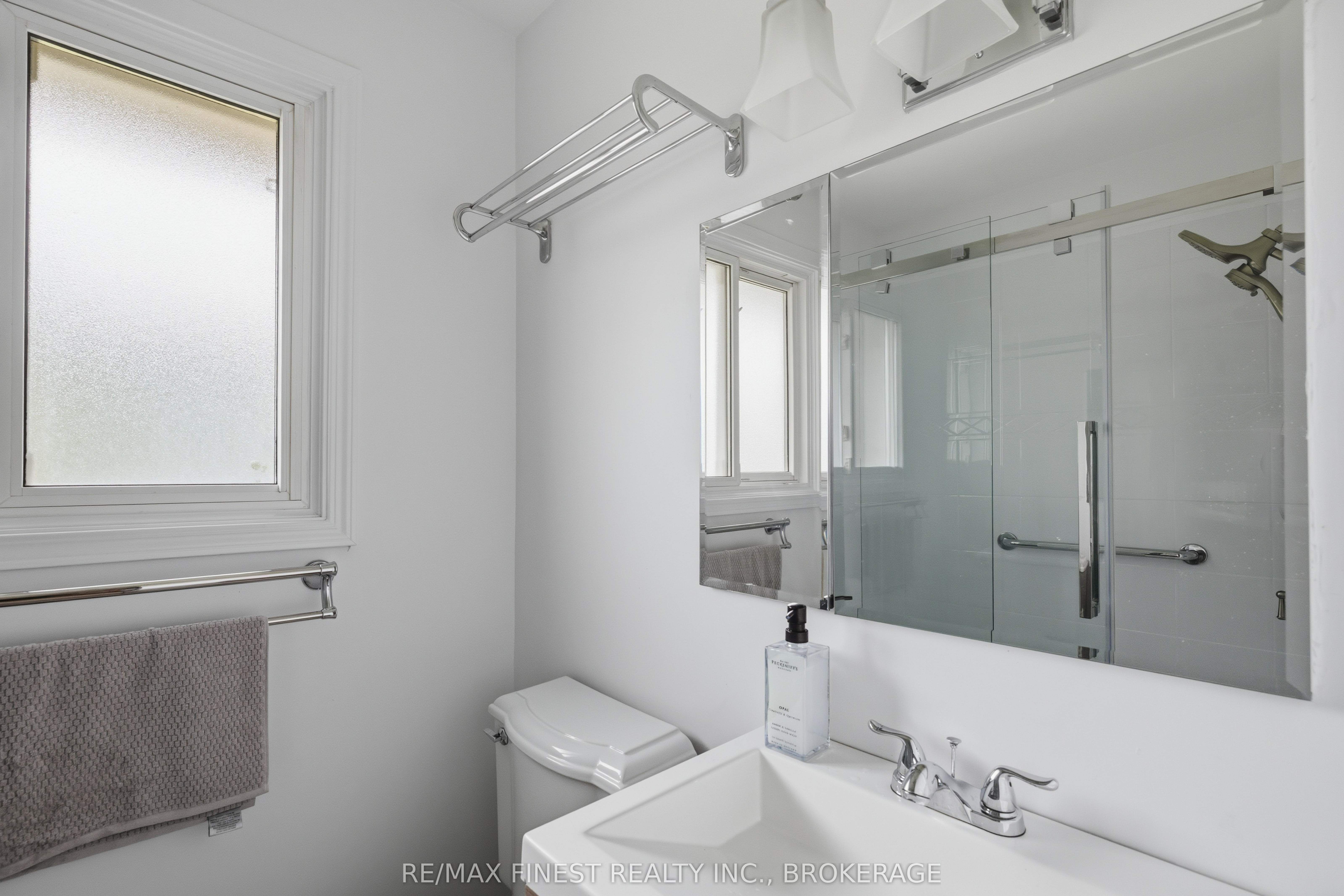 1604 Joyceville Road Property Photo 12