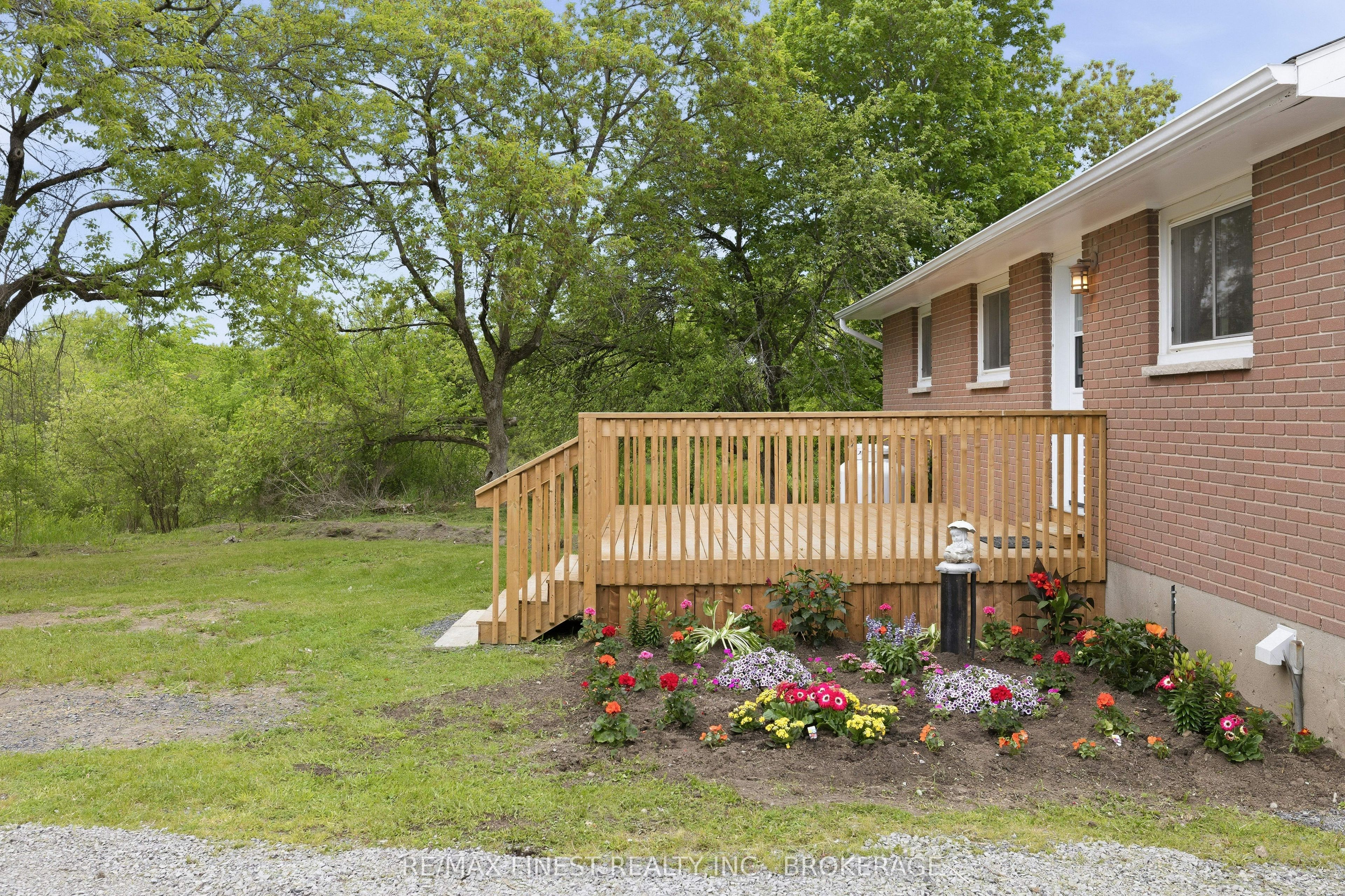 1604 Joyceville Road Property Photo 27