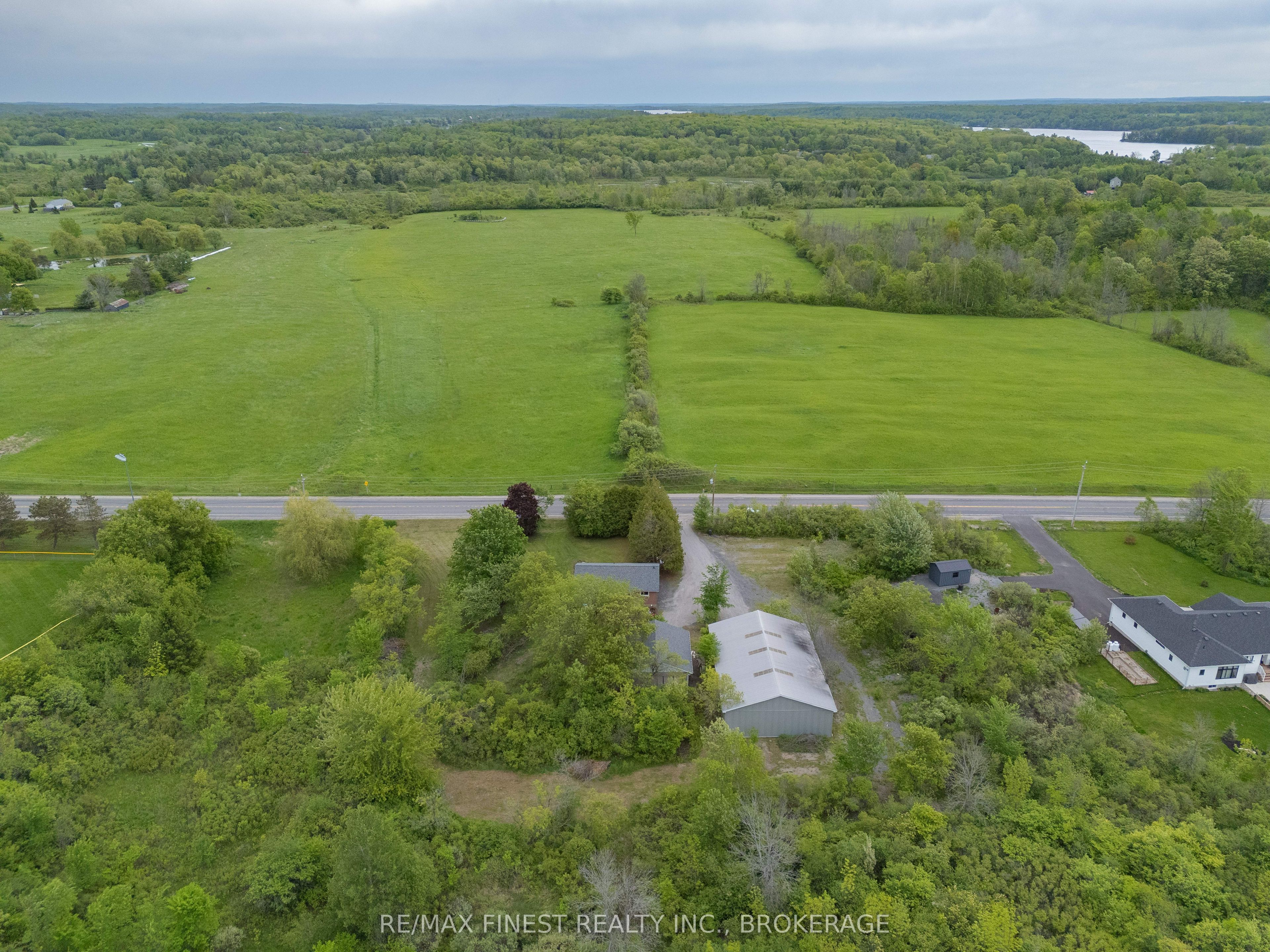 1604 Joyceville Road Property Photo 32
