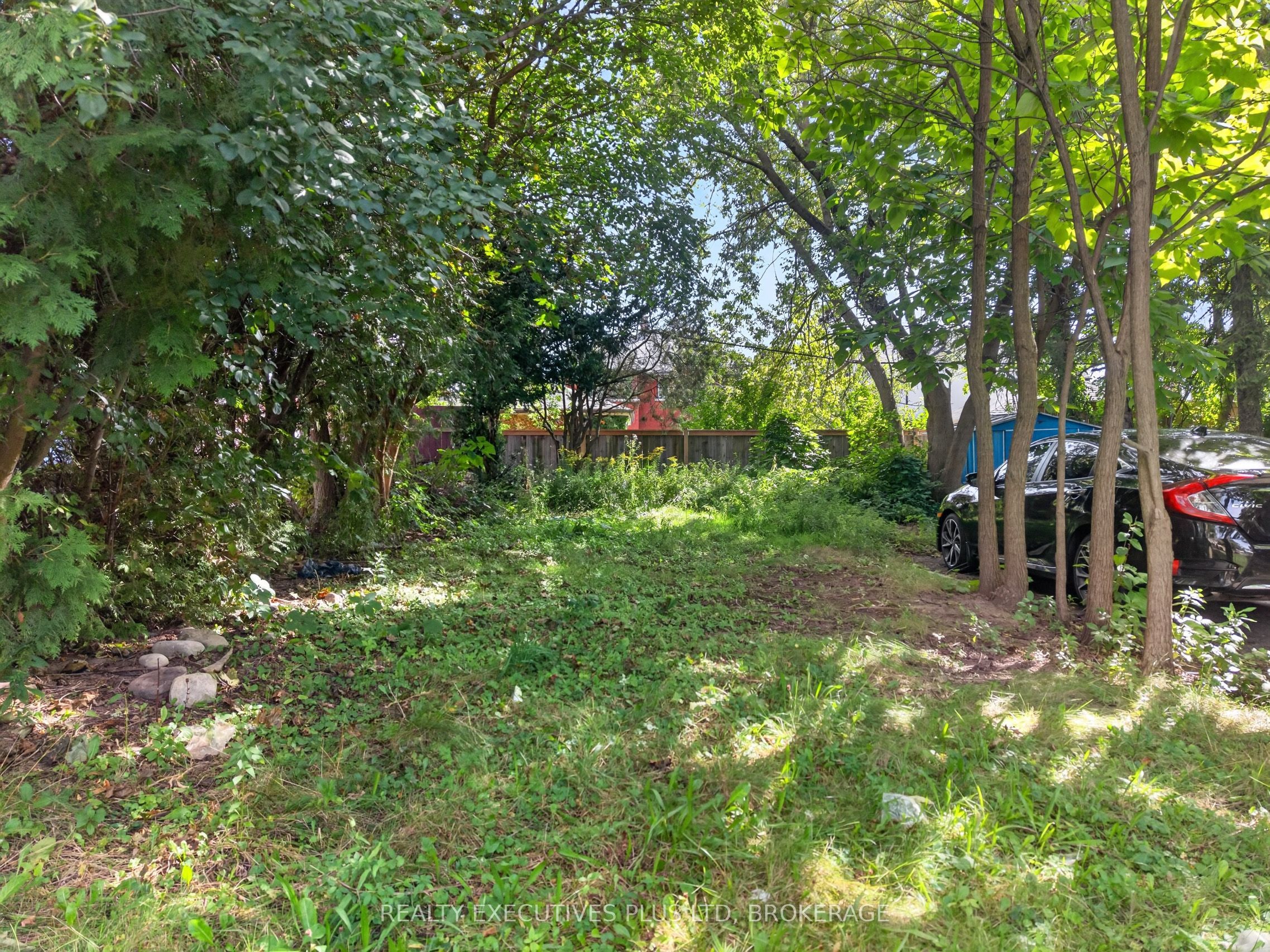 4840 Willmott Street Property Photo 7