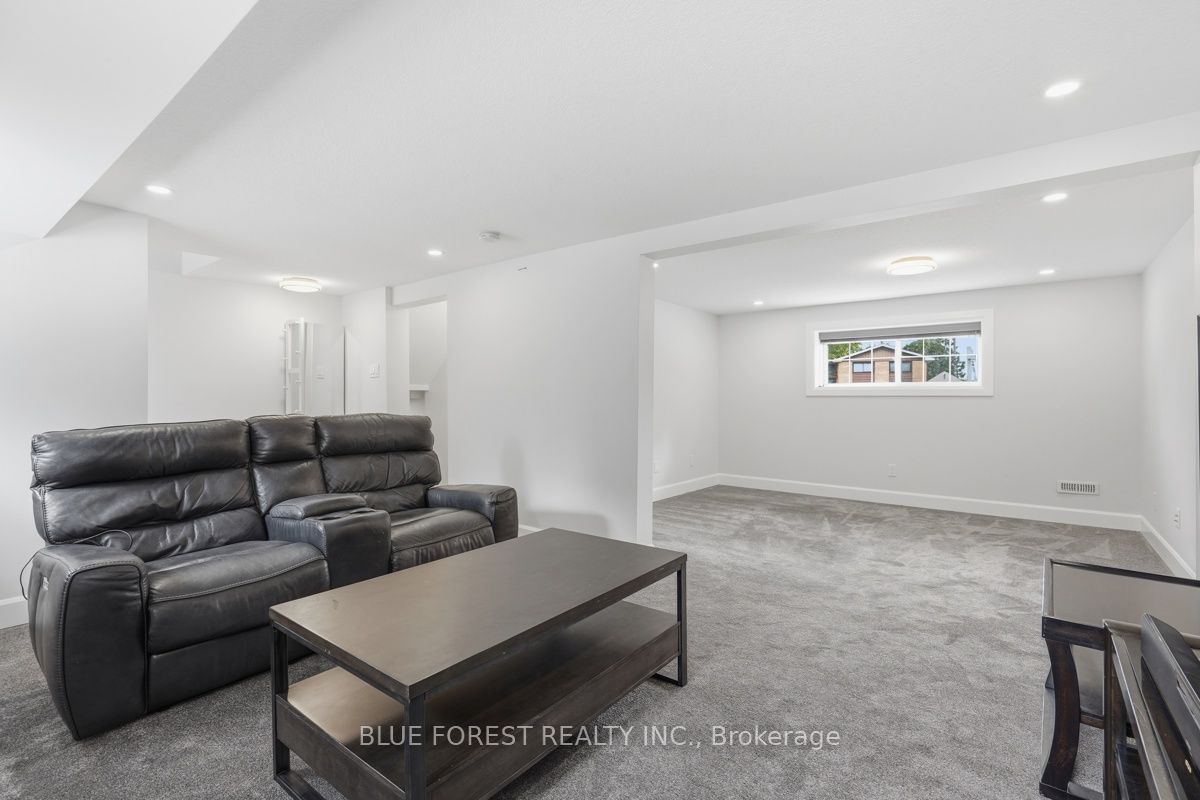 21 Agincourt Place Property Photo 30